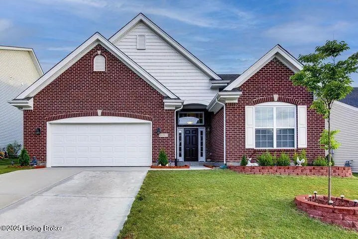 Photo of Listing #1710389