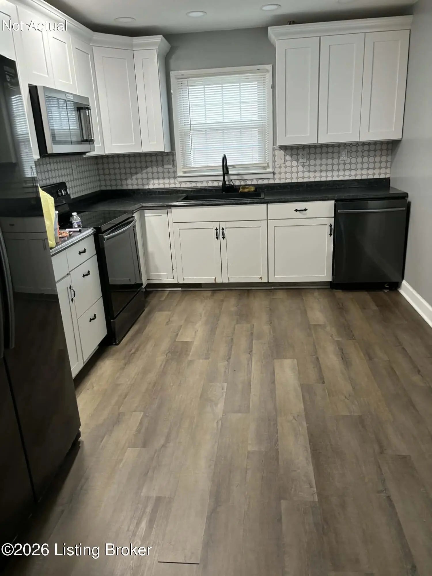 Photo of Listing #1710299