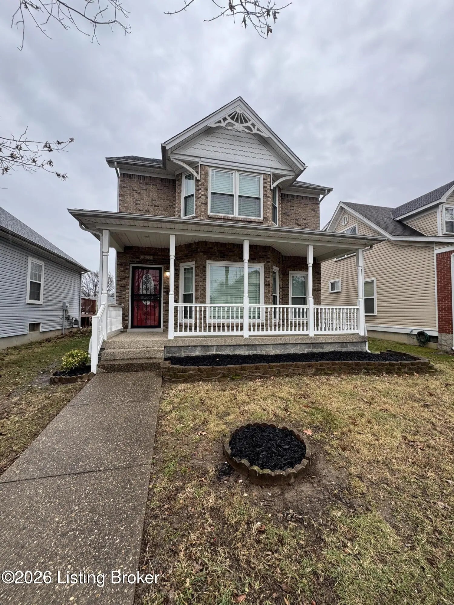 Photo of Listing #1710340