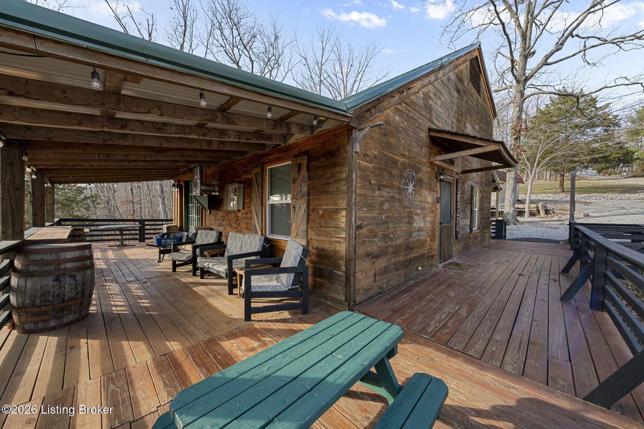 Photo of Listing #1710342