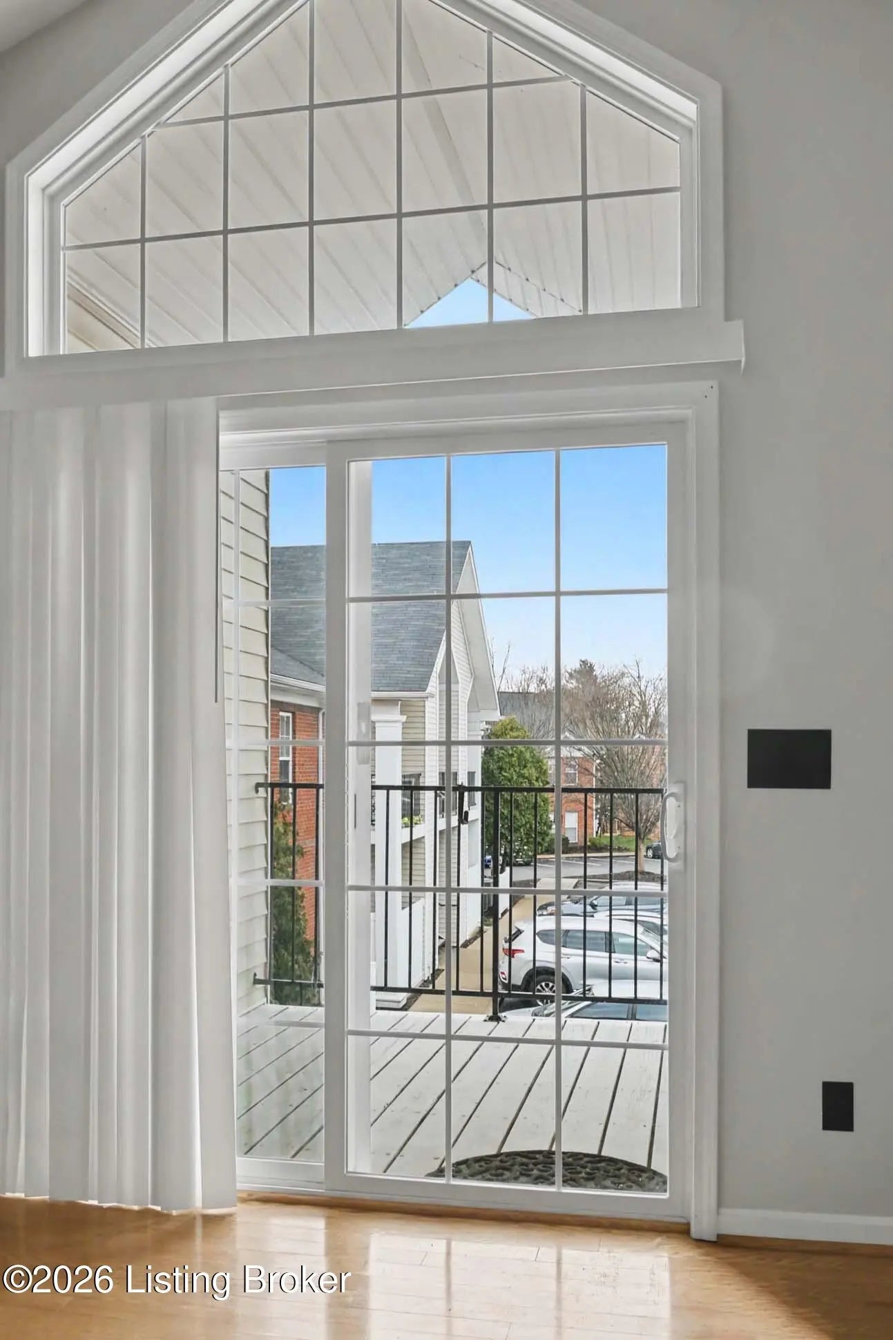 Photo of Listing #1710495