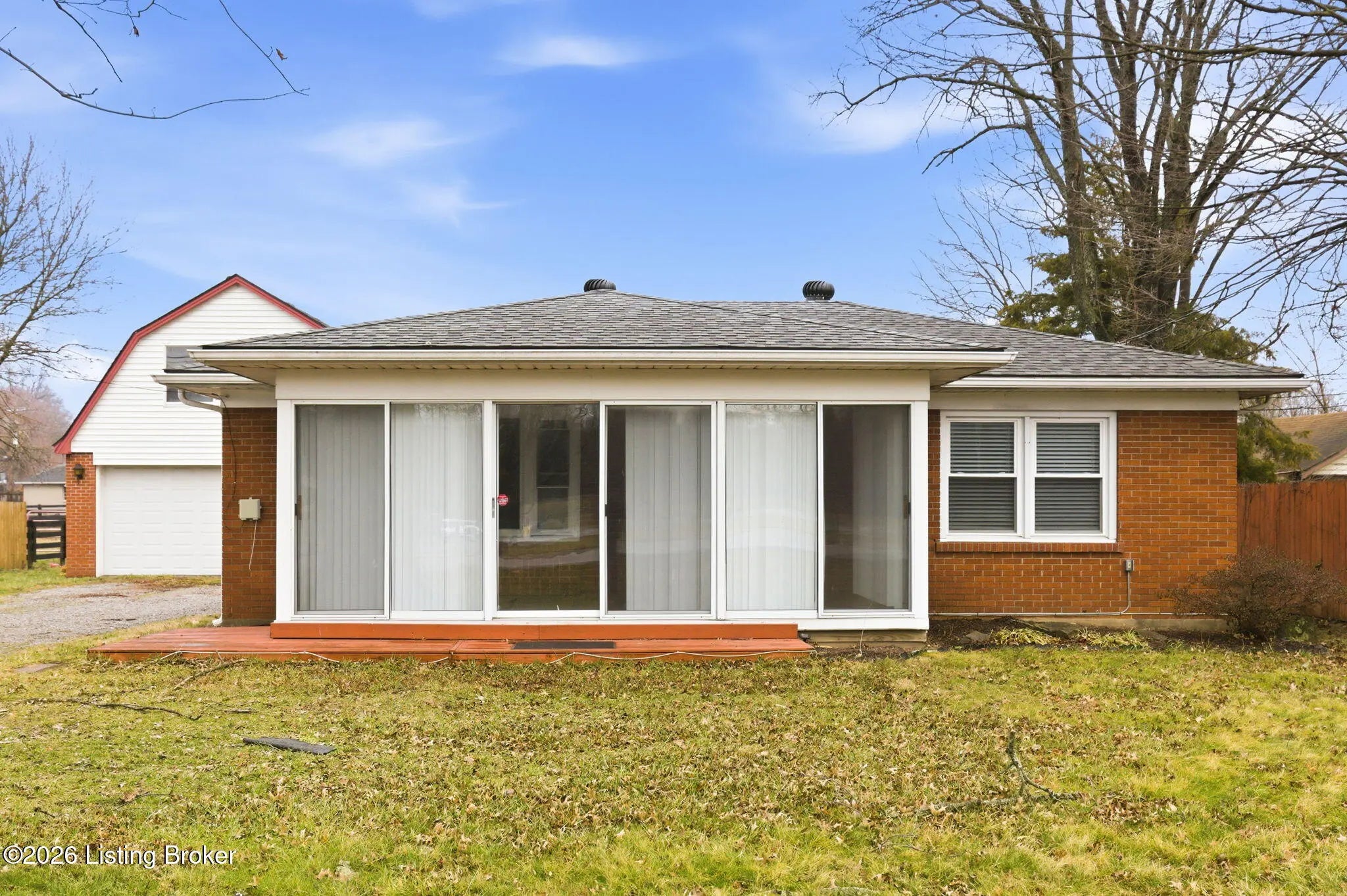 Photo of Listing #1710405