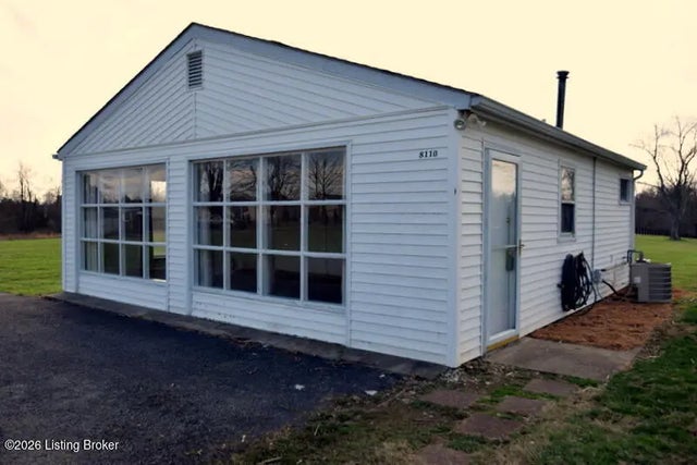8110 Cooper Chapel Rd, Louisville