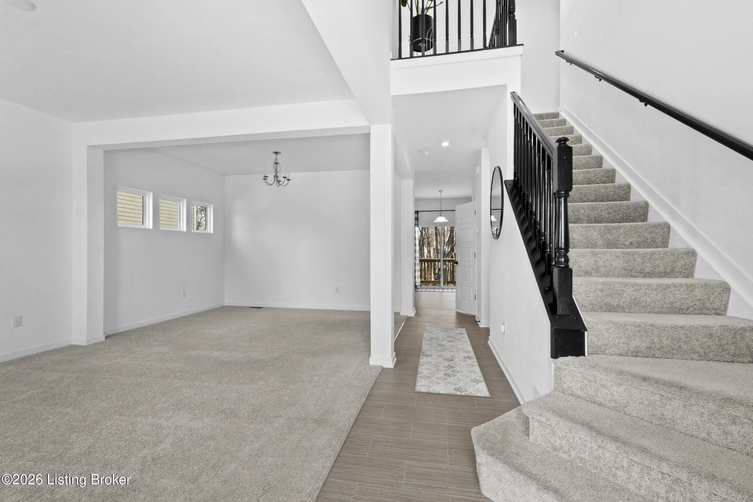 Photo of Listing #1710430