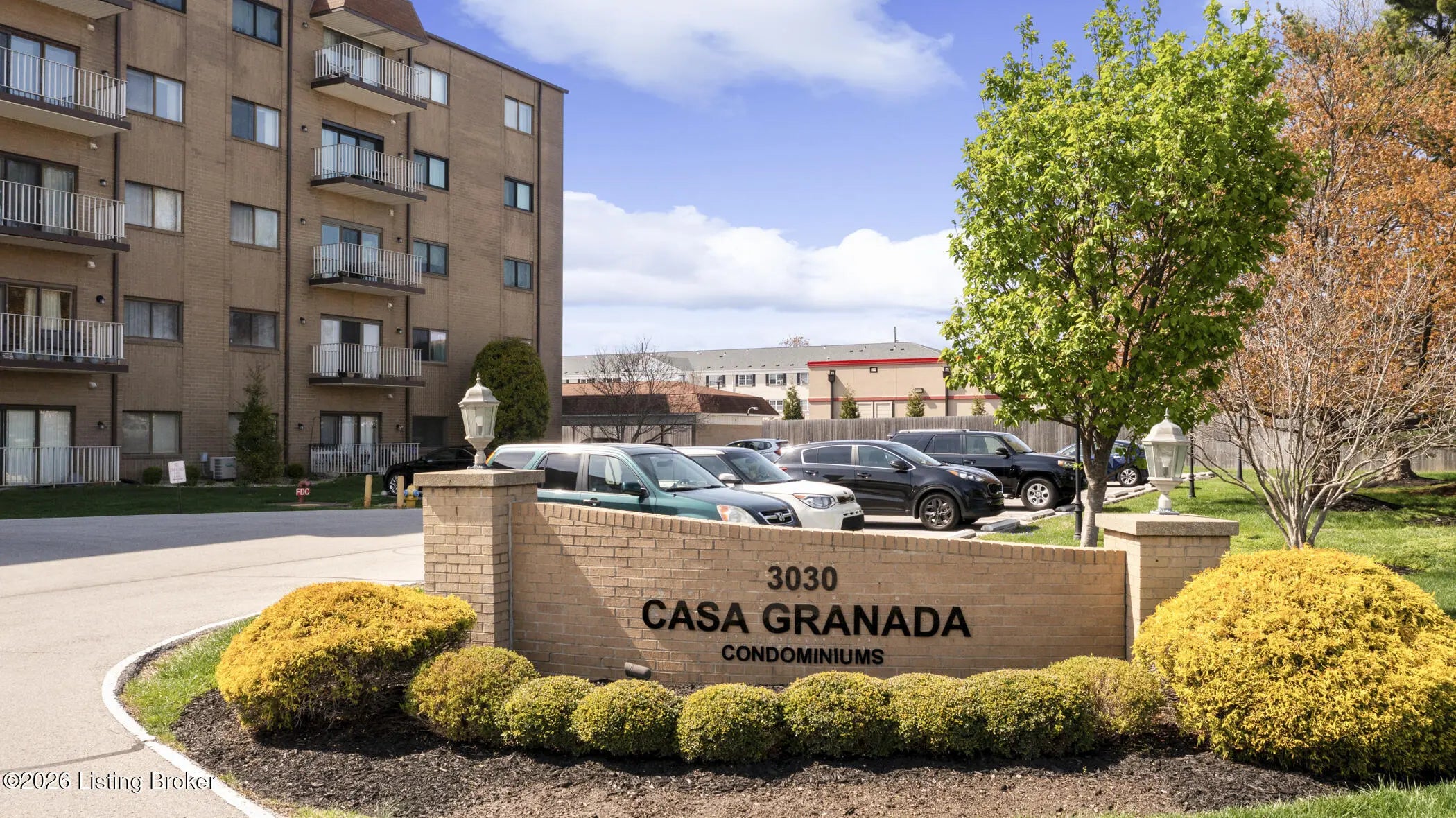 Photo of Listing #1711202