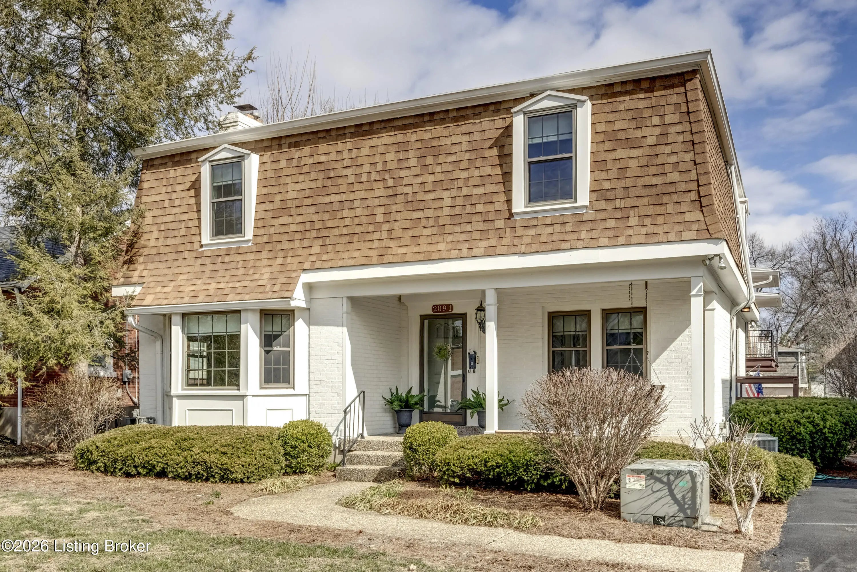 Photo of Listing #1710631