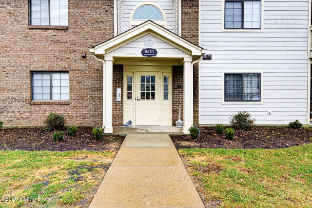 8510 Ambrosse Ln 102, Louisville