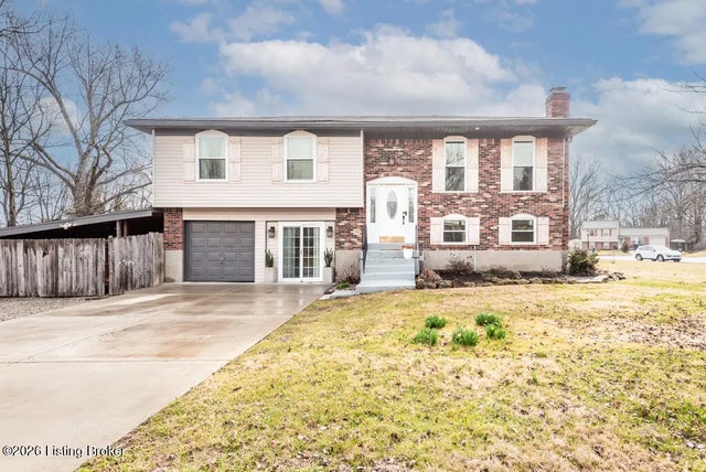 9208 Foxtail Ct, Crestwood