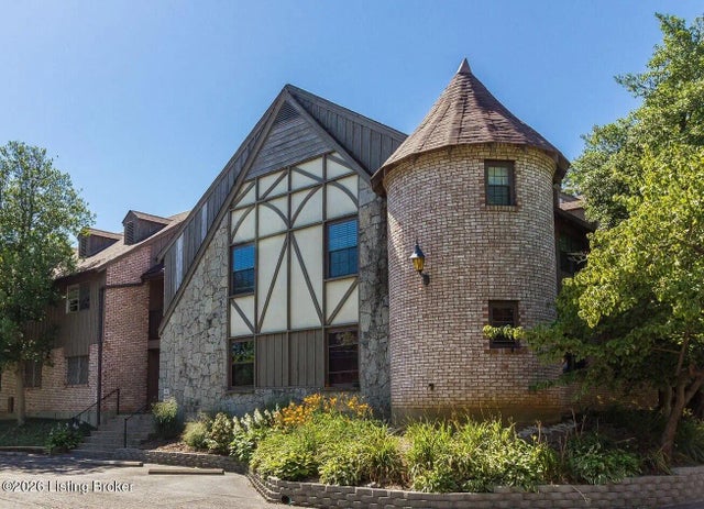 221 N Clifton Ave 4, Louisville