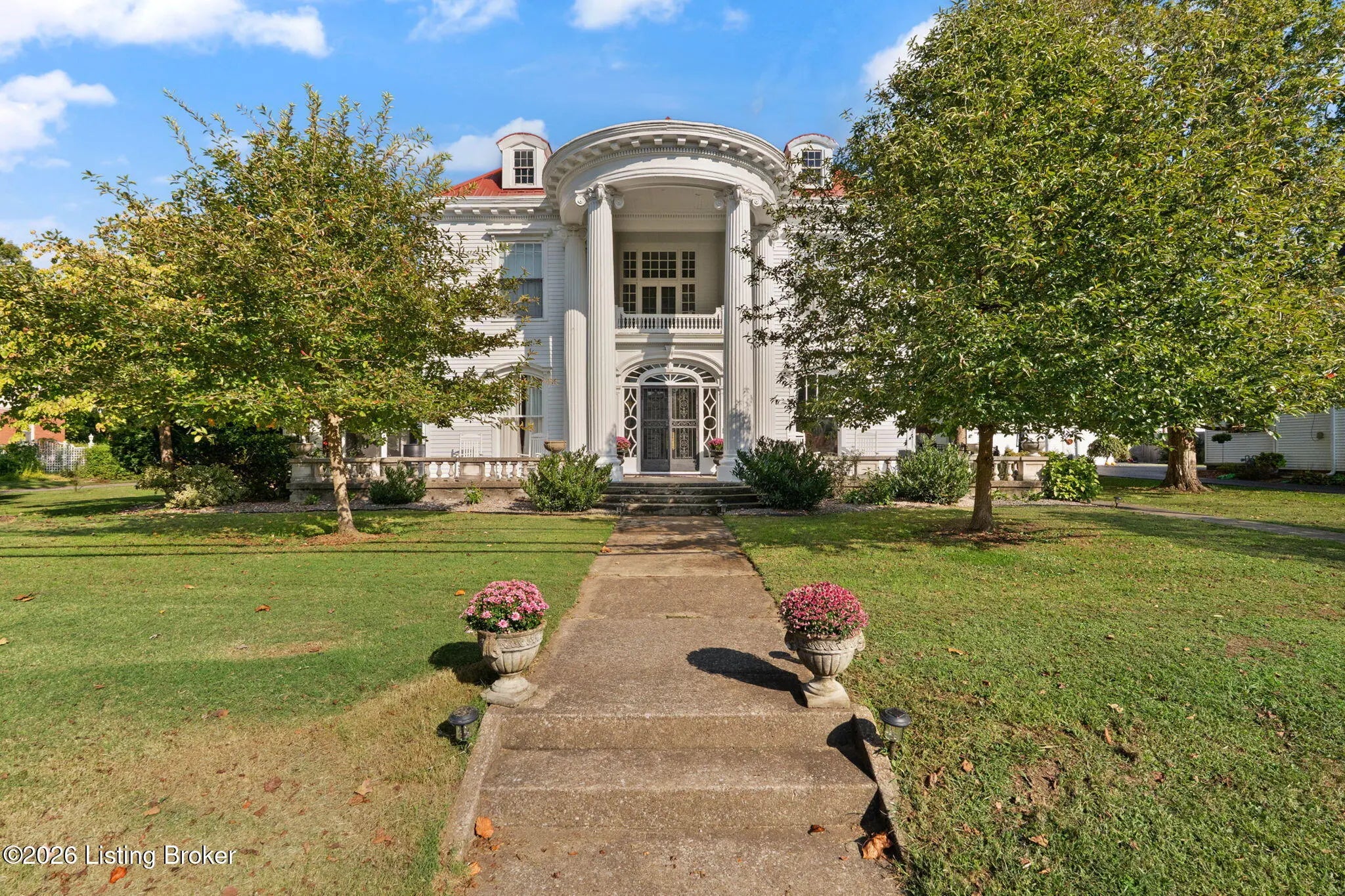 Photo of Listing #1710574