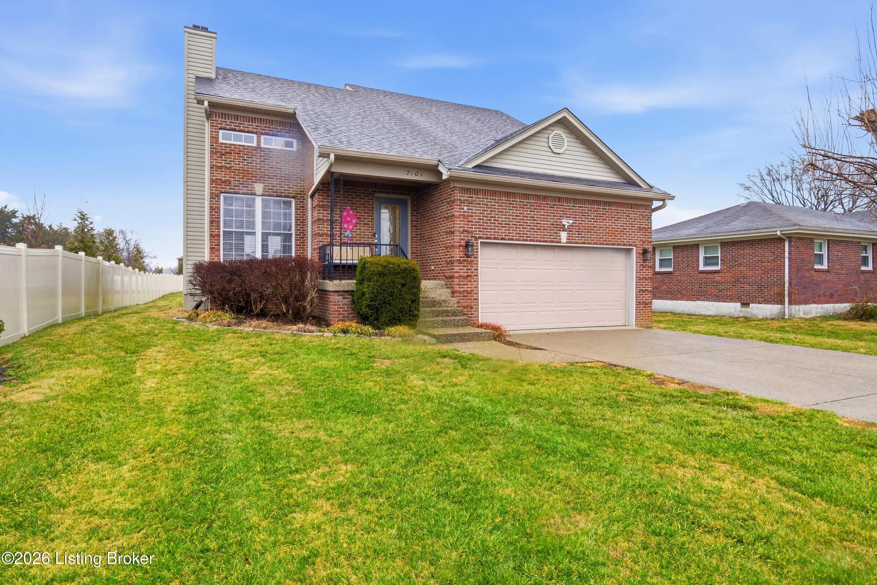 Photo of Listing #1710725