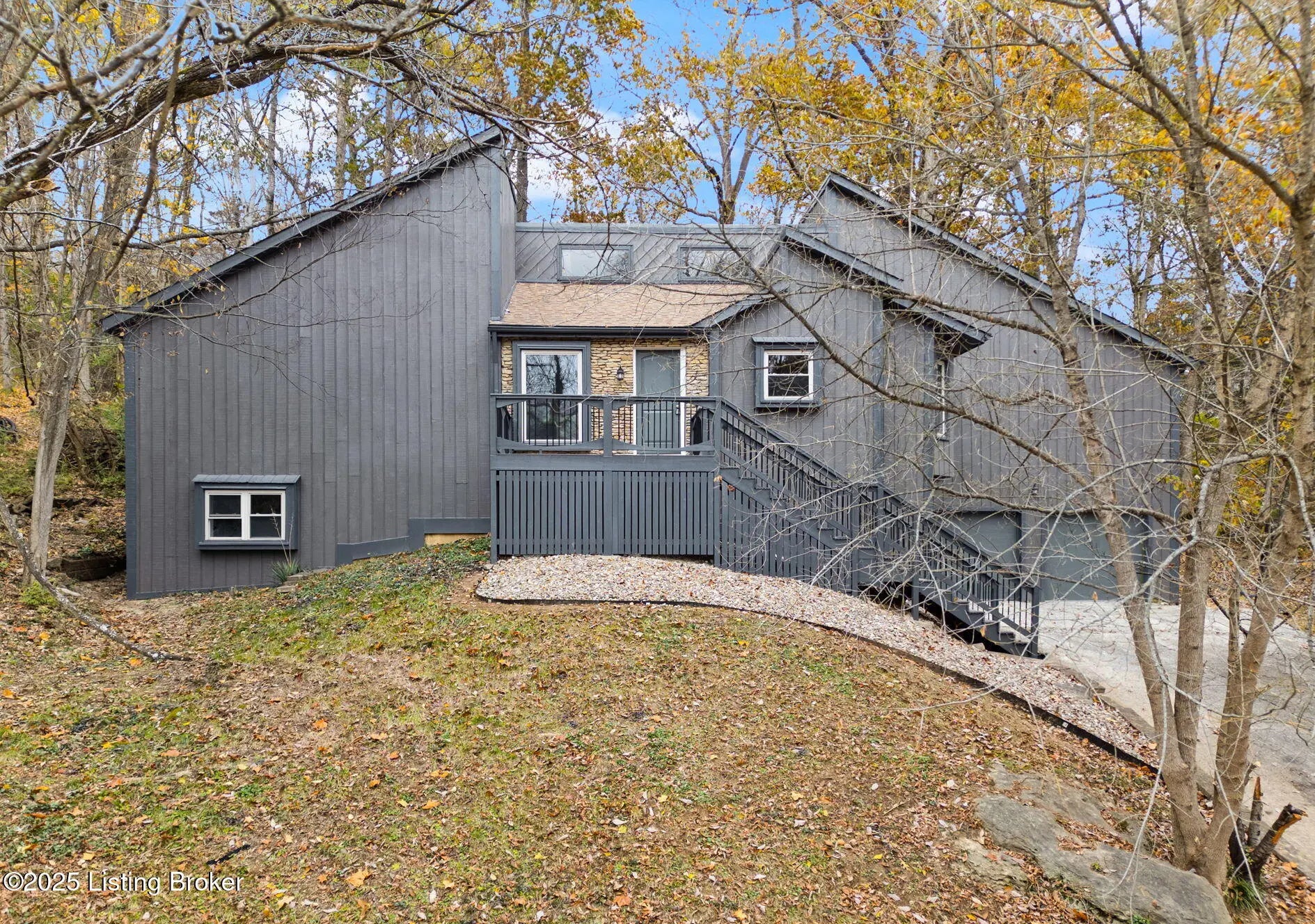 Photo of Listing #1710647