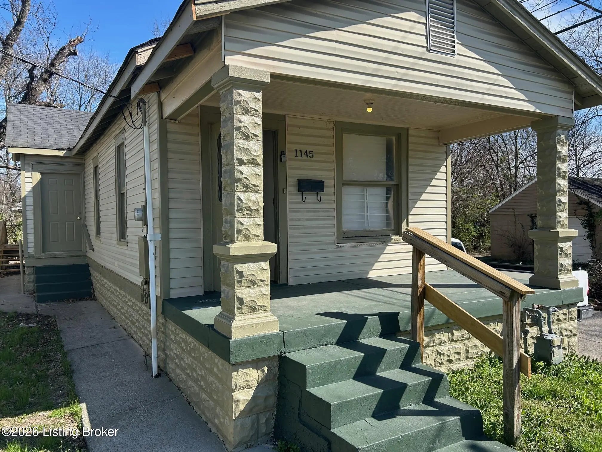 Photo of Listing #1710710