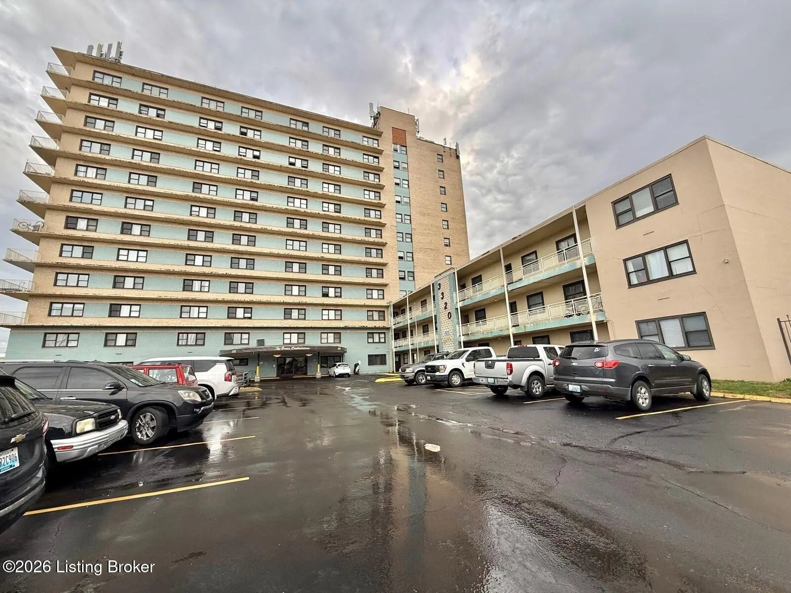 Photo of Listing #1710740