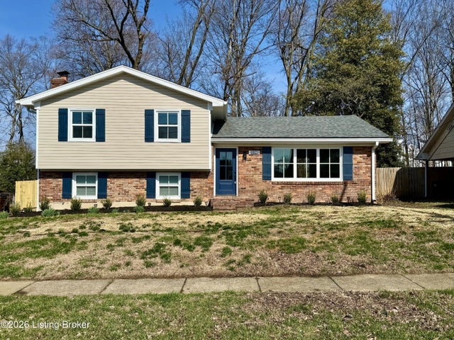 9801 Gateway Dr, Jeffersontown