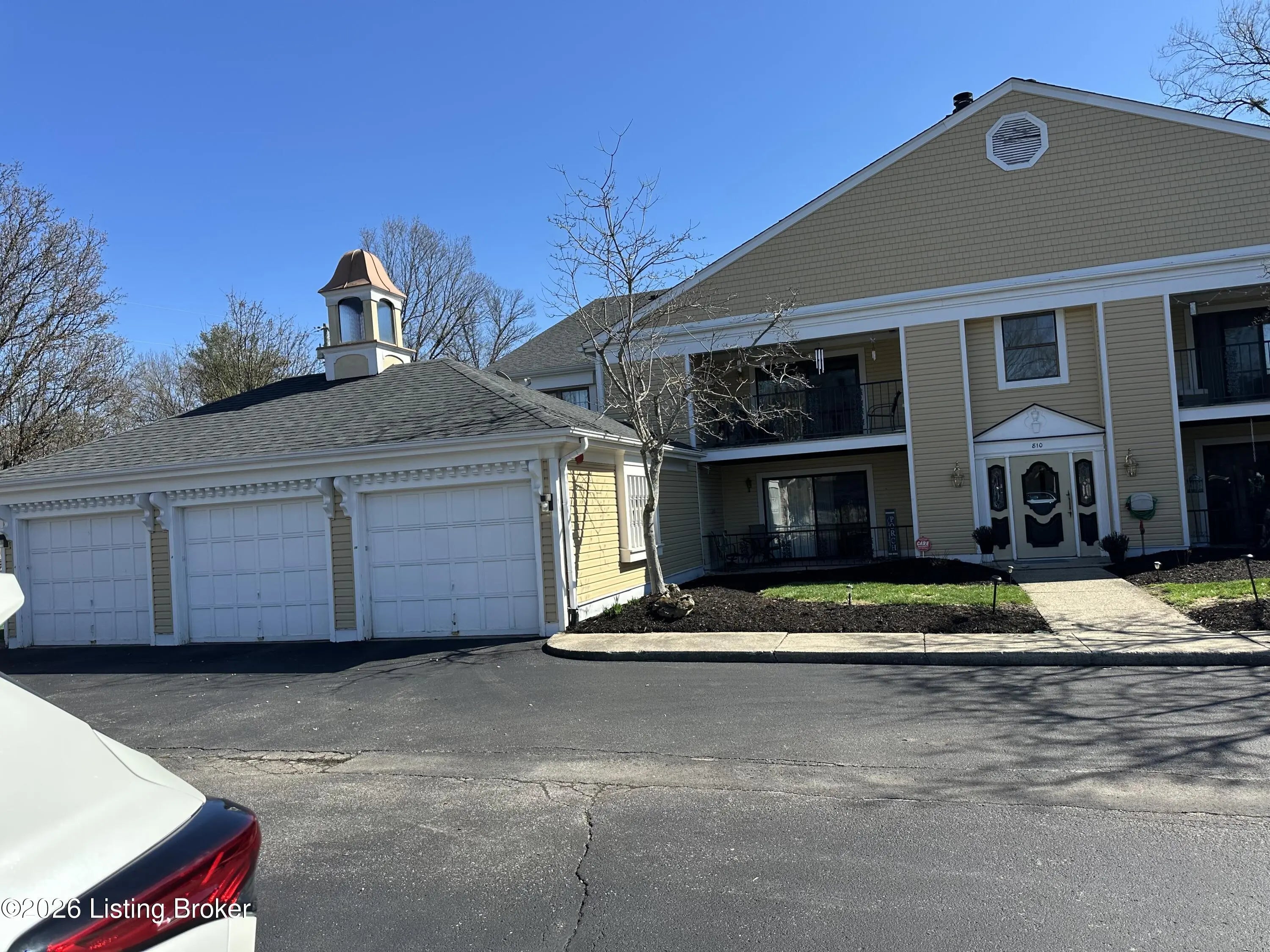 Photo of Listing #1710894