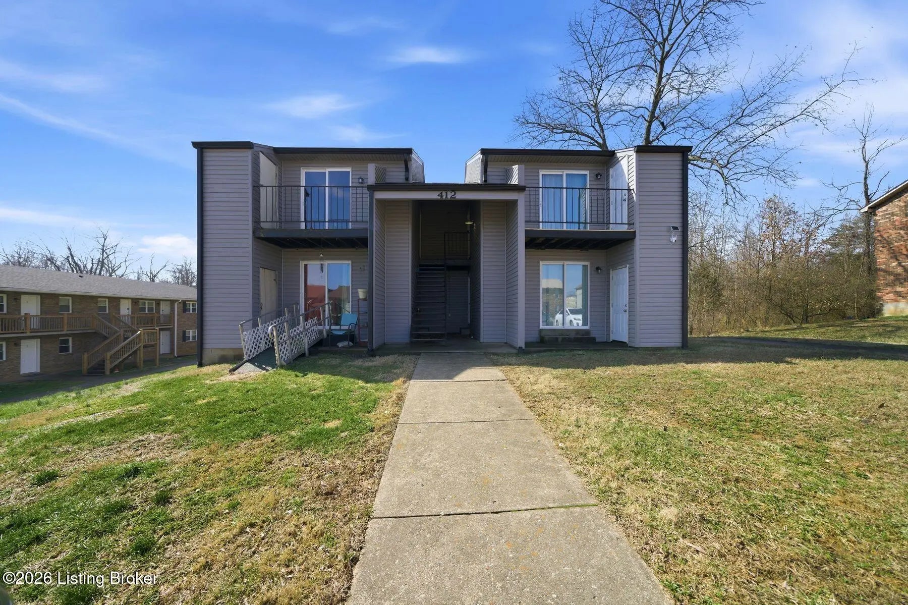 Photo of Listing #1711118