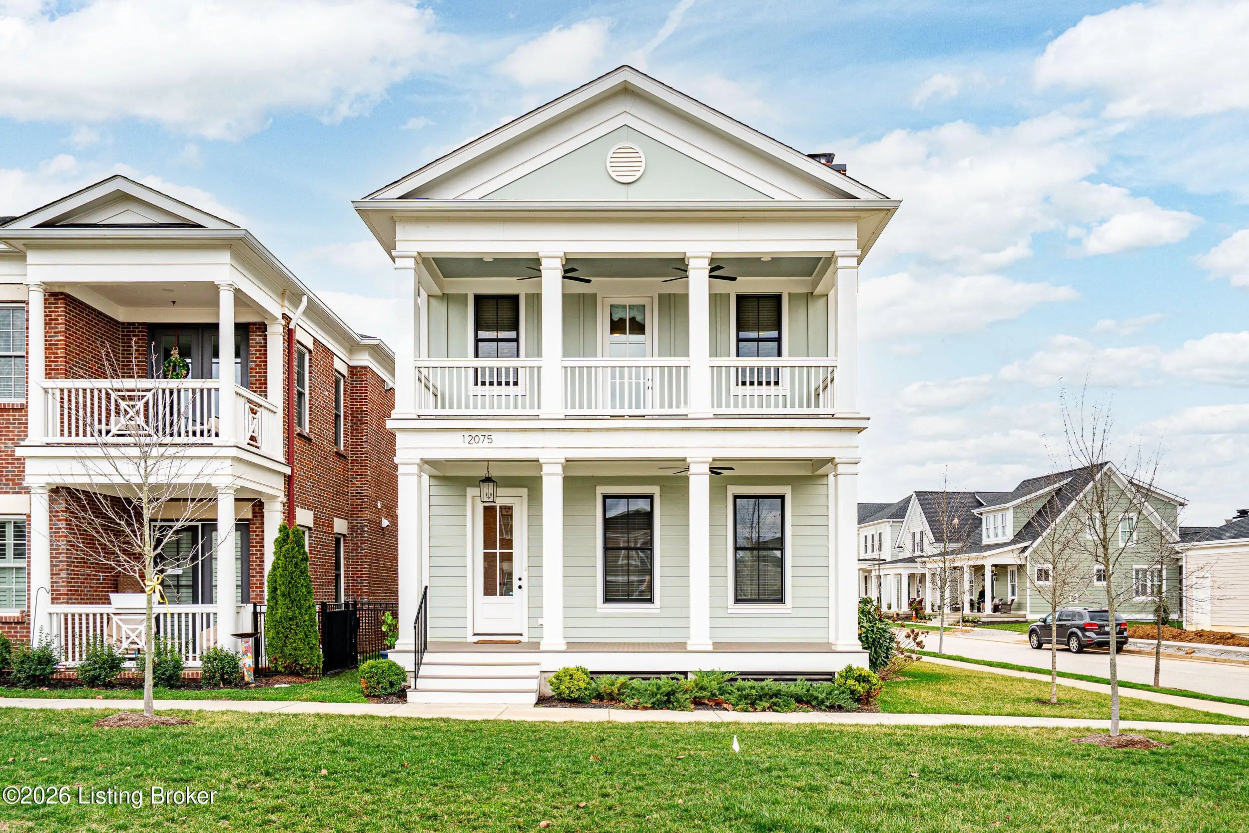 Photo of Listing #1711244