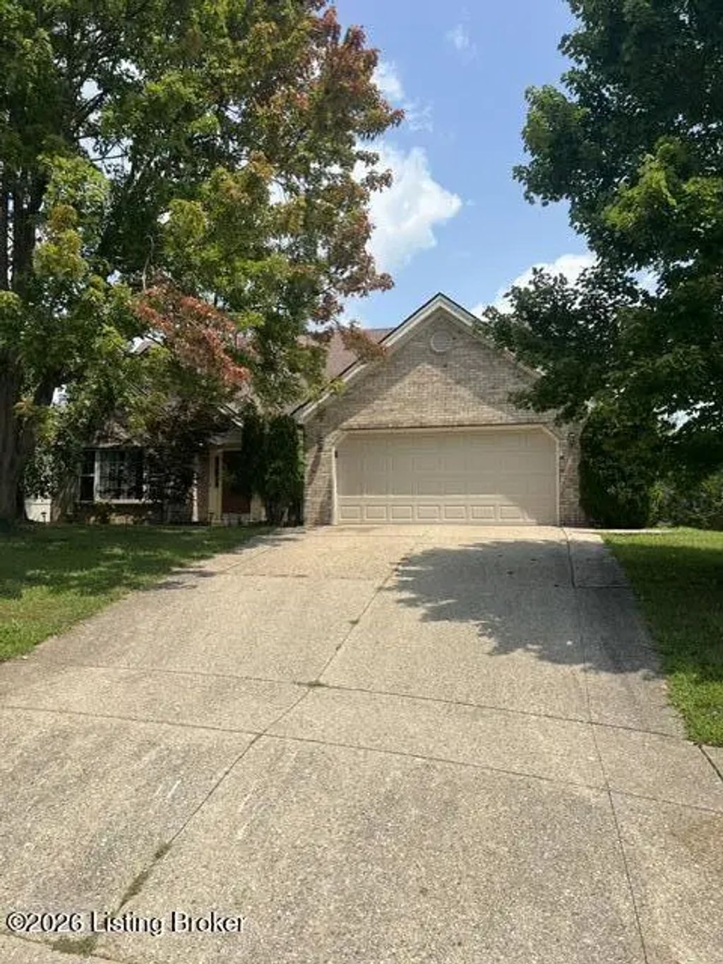 5103 Amber Hill Pl, Louisville