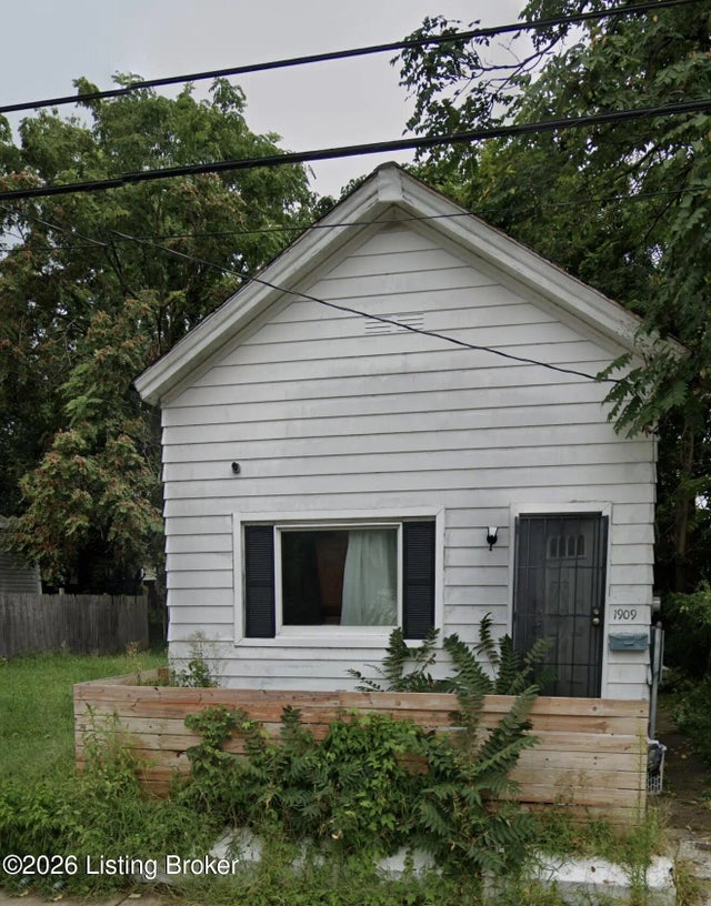 1909 Bank St, Louisville