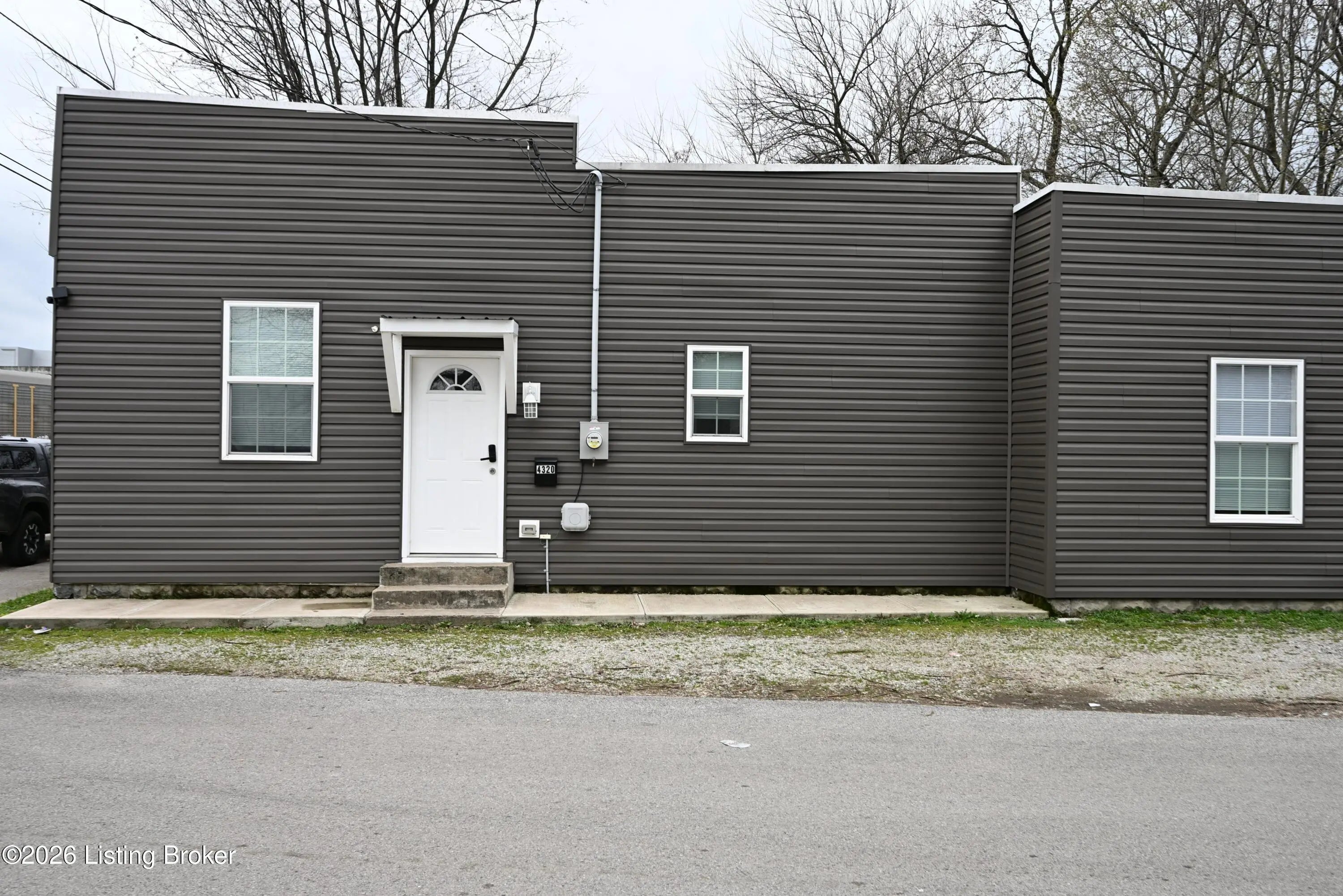 Photo of Listing #1711155