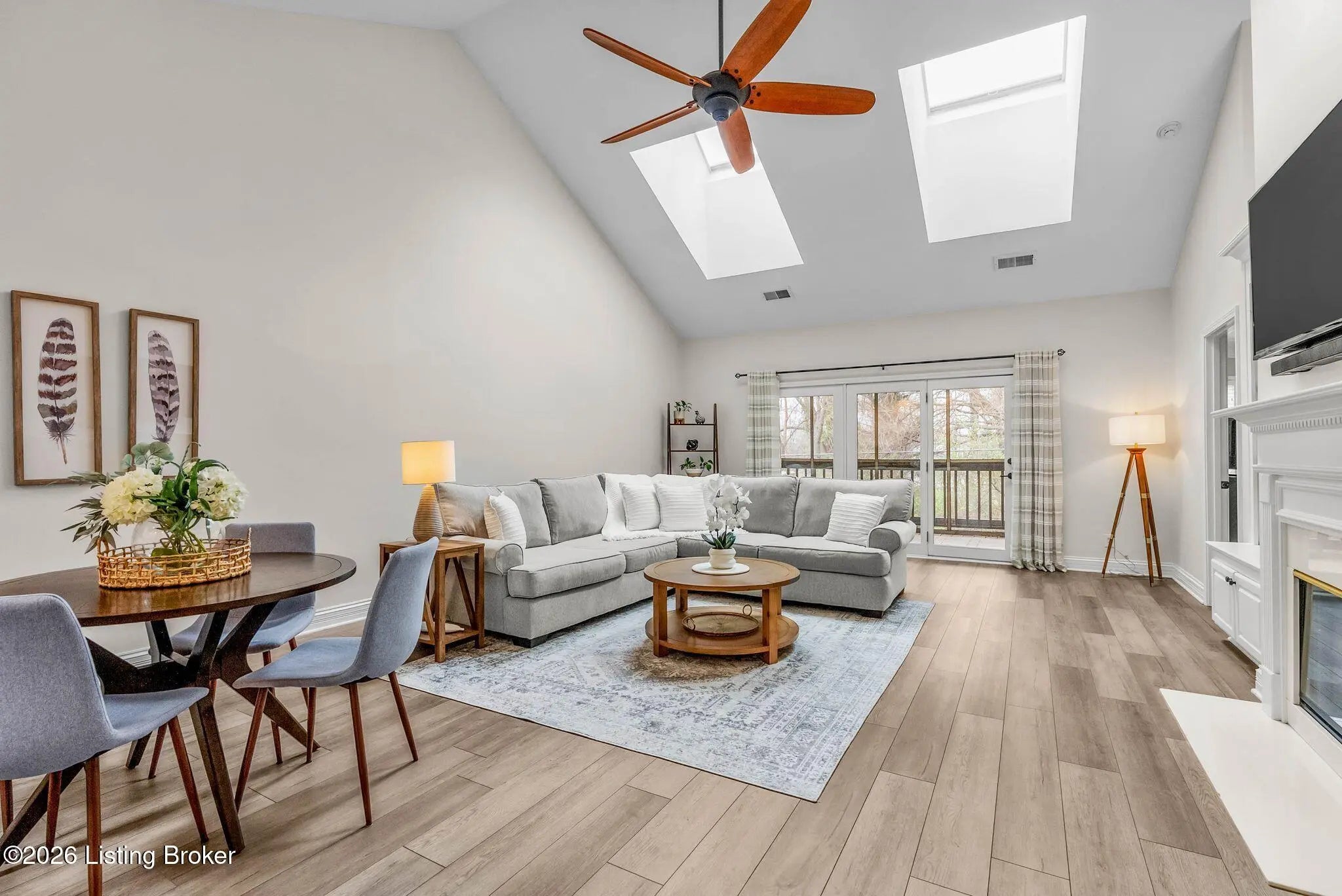 Photo of Listing #1711830