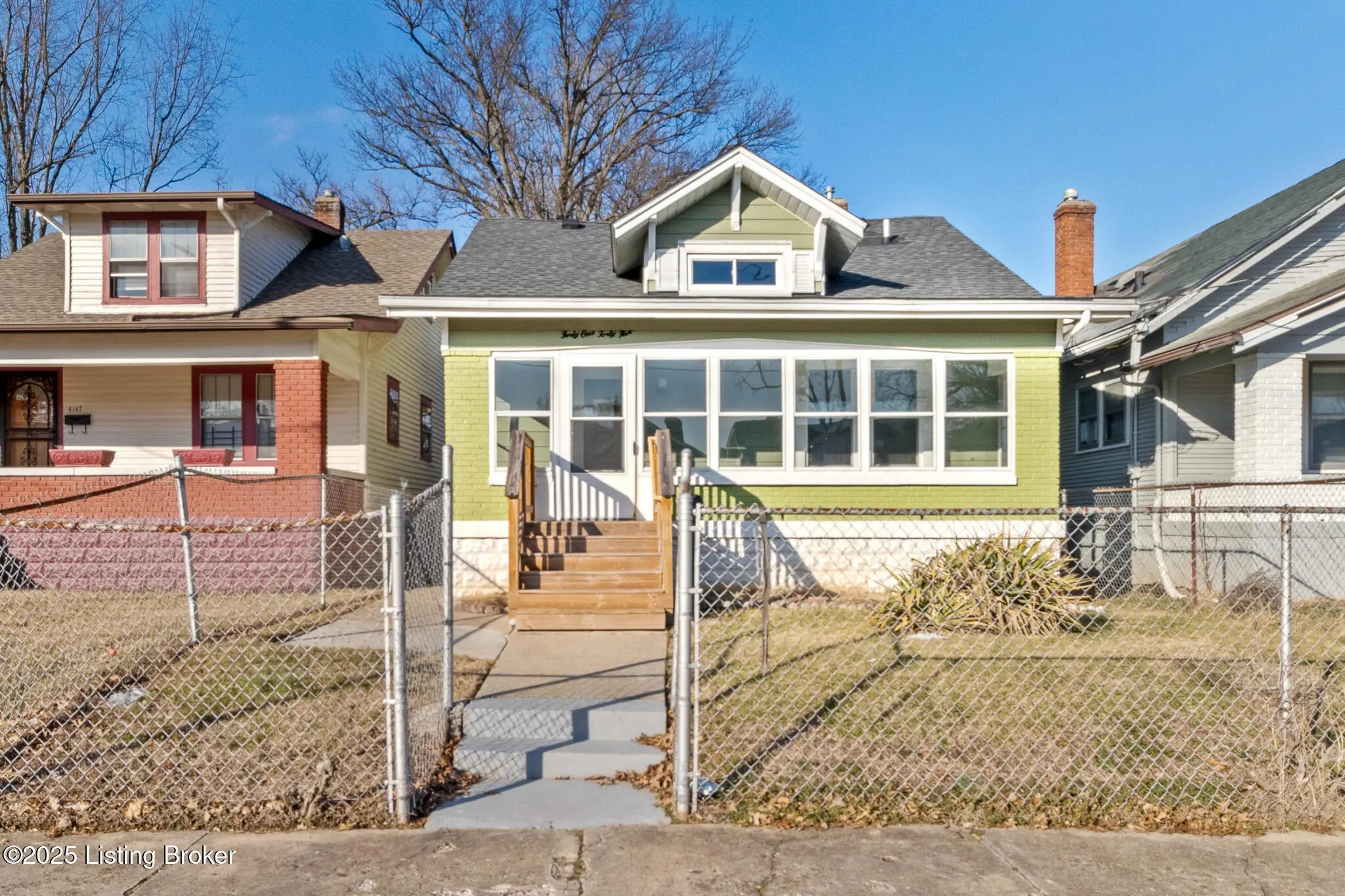 Photo of Listing #1711195