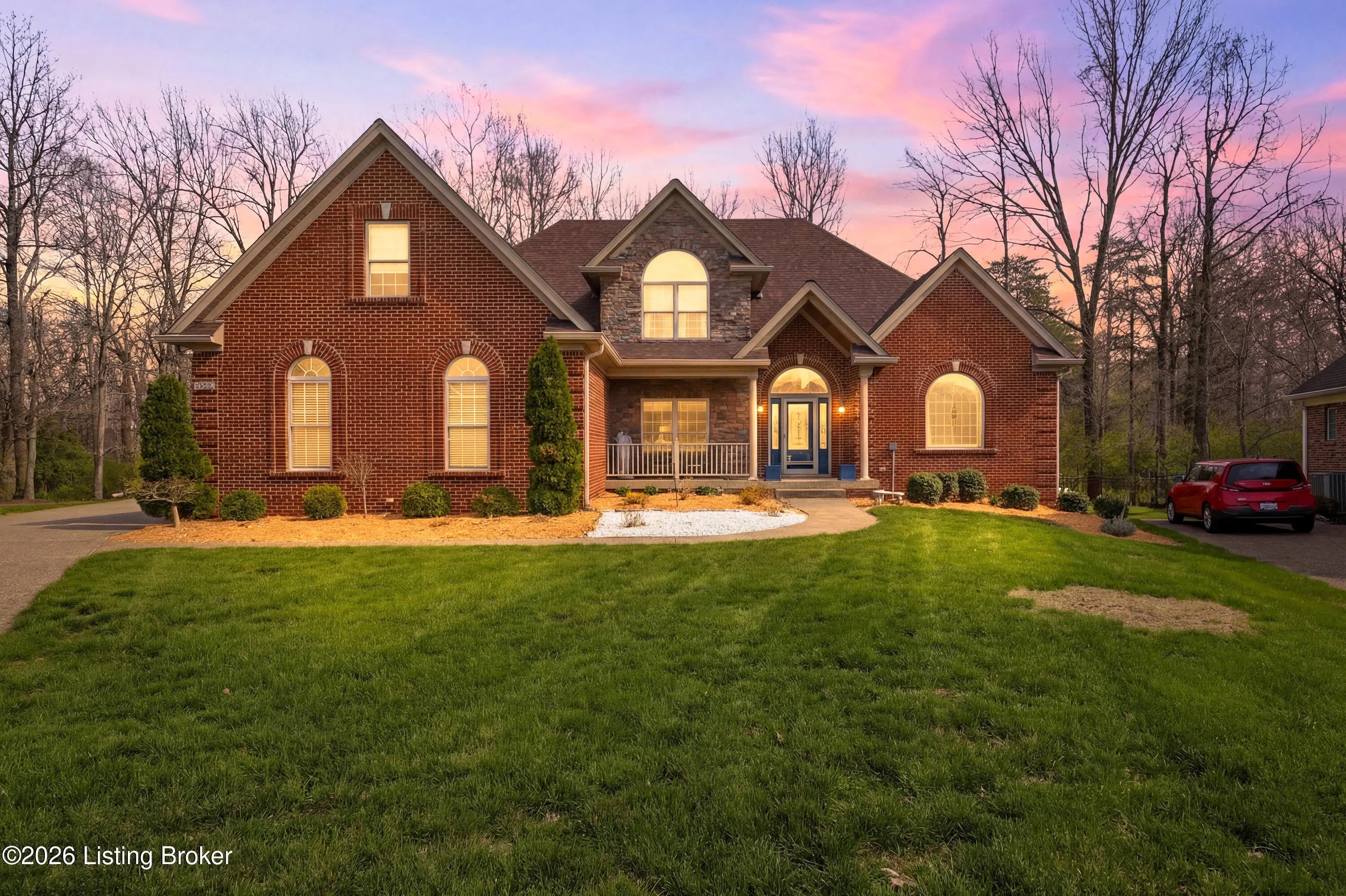 Photo of Listing #1712368