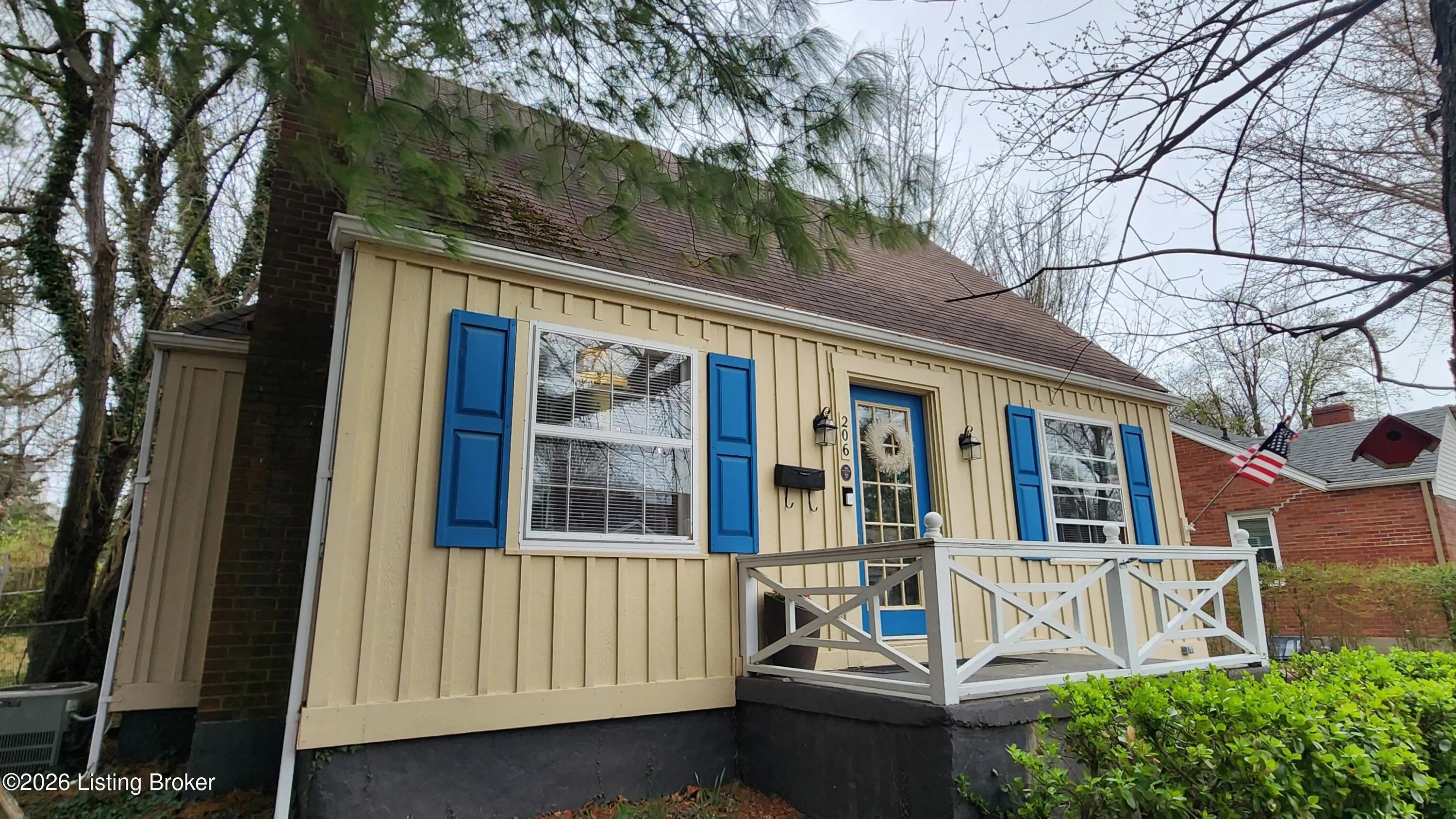 Photo of Listing #1711283