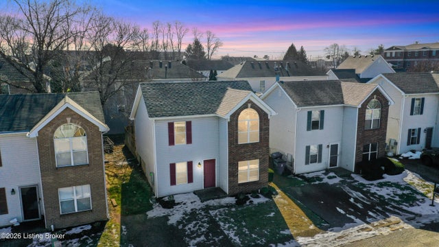 12408 Kiawah Ct, Louisville