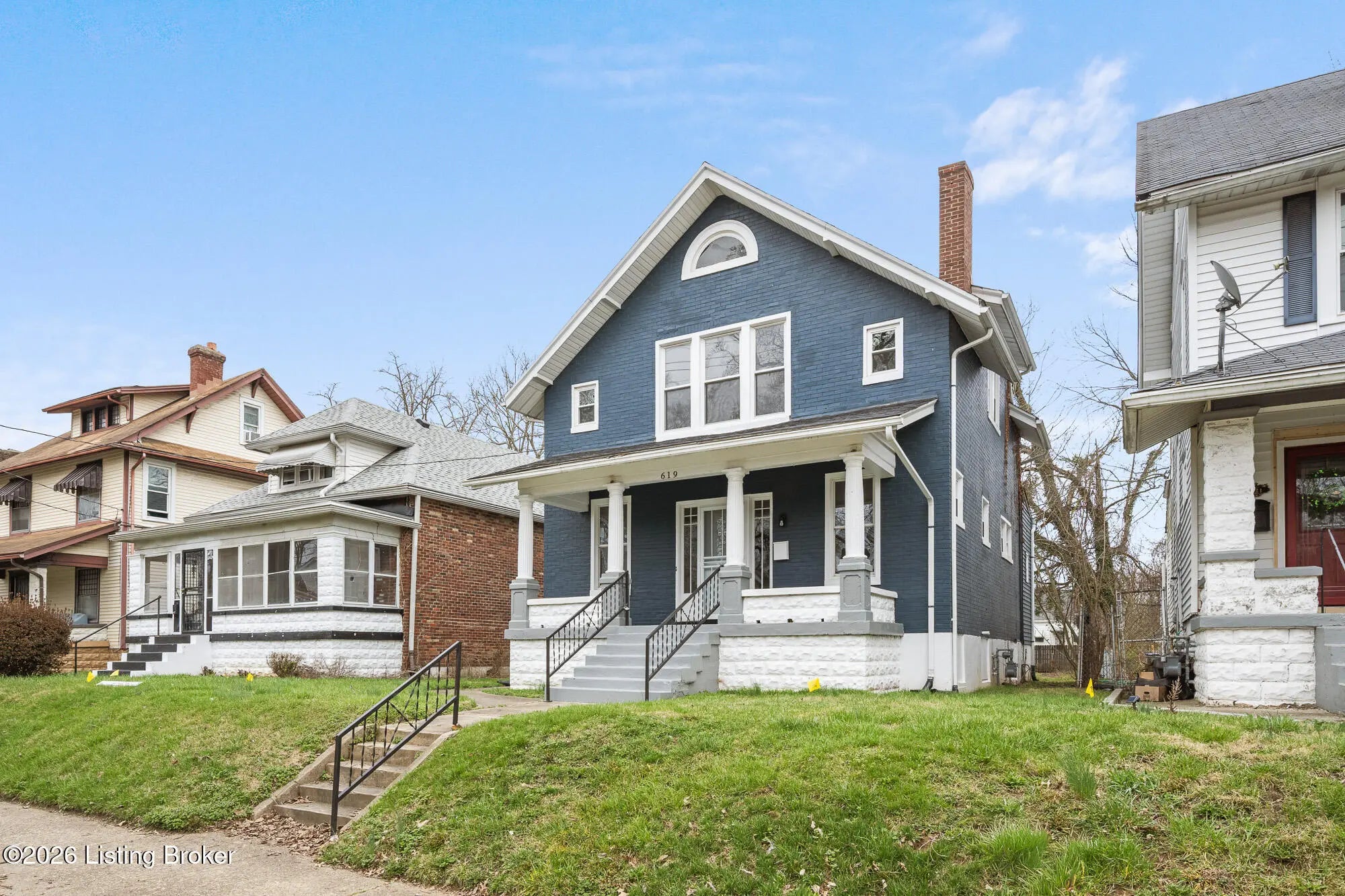 Photo of Listing #1711474