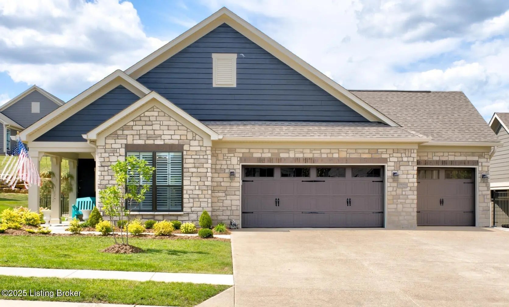 Photo of Listing #1711508