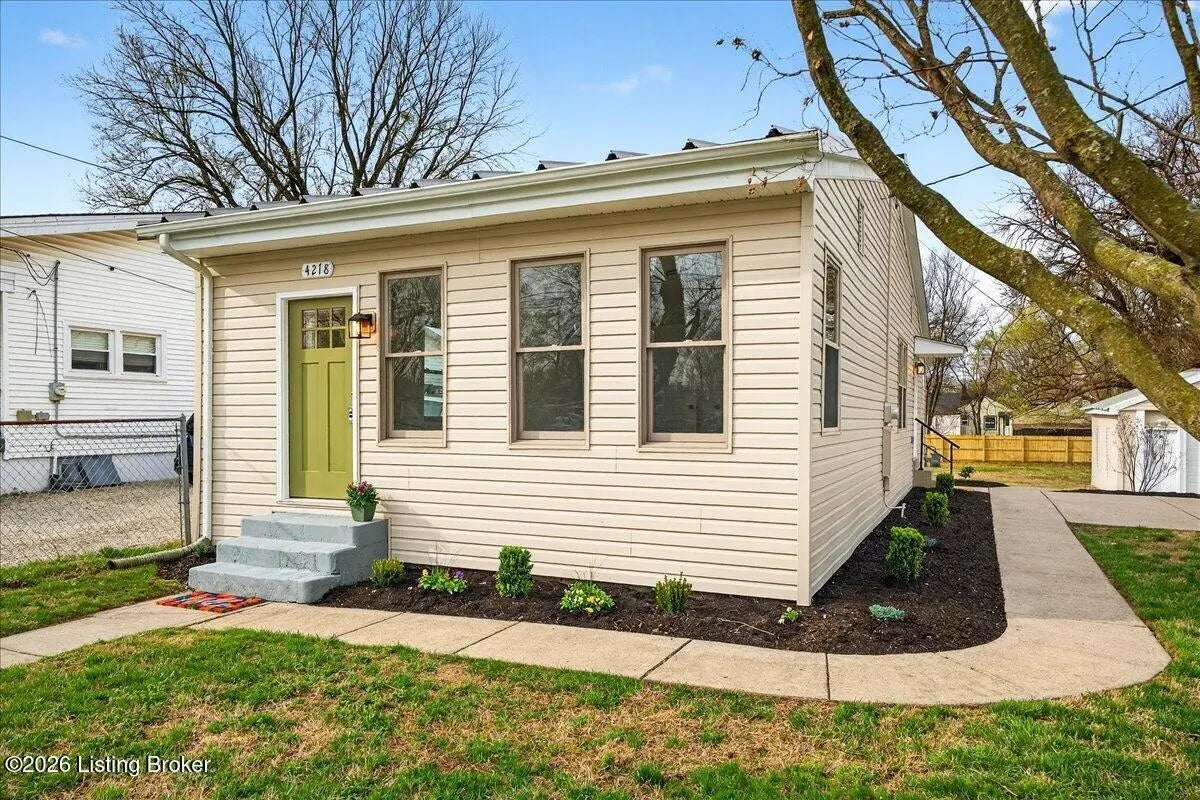 Photo of Listing #1711605