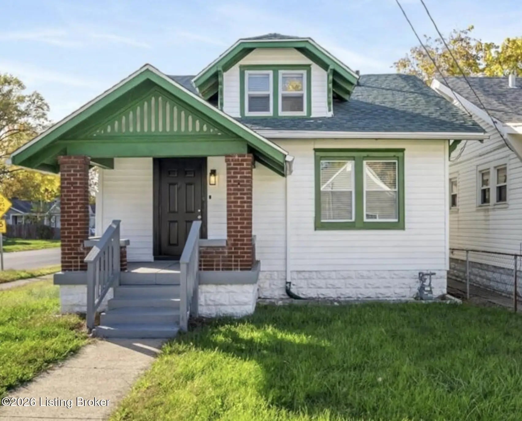 Photo of Listing #1711533