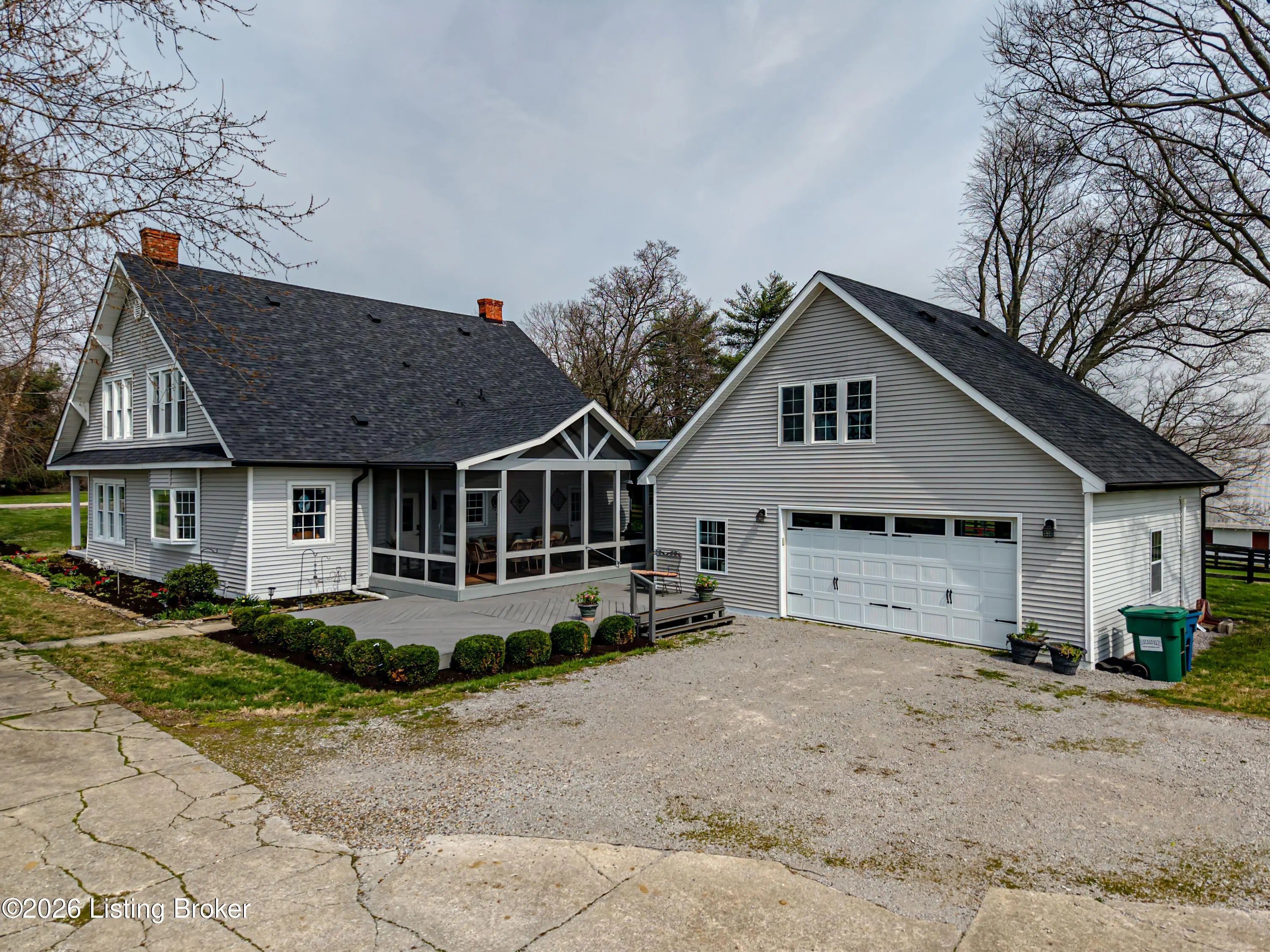 Photo of Listing #1712166