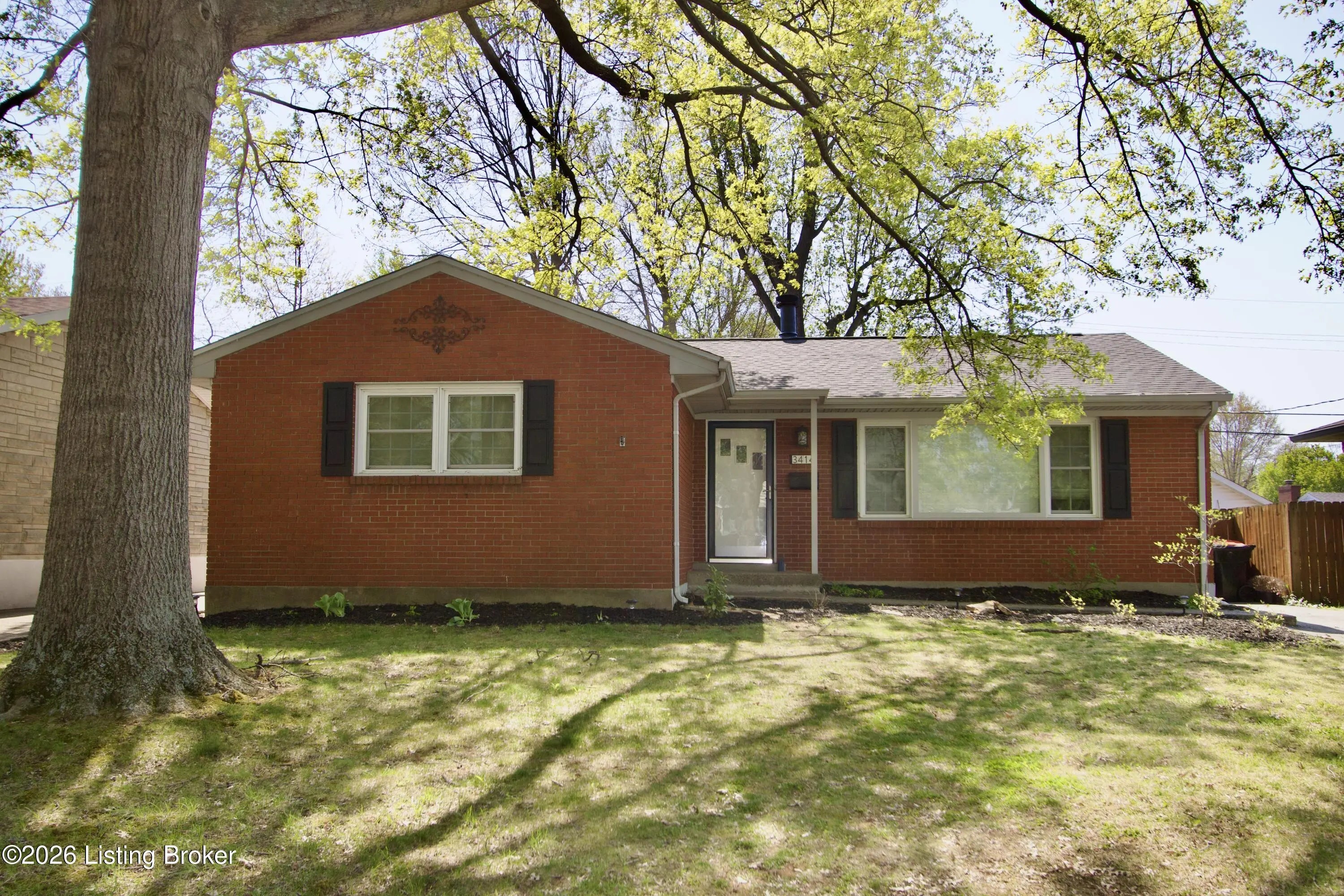 Photo of Listing #1712320