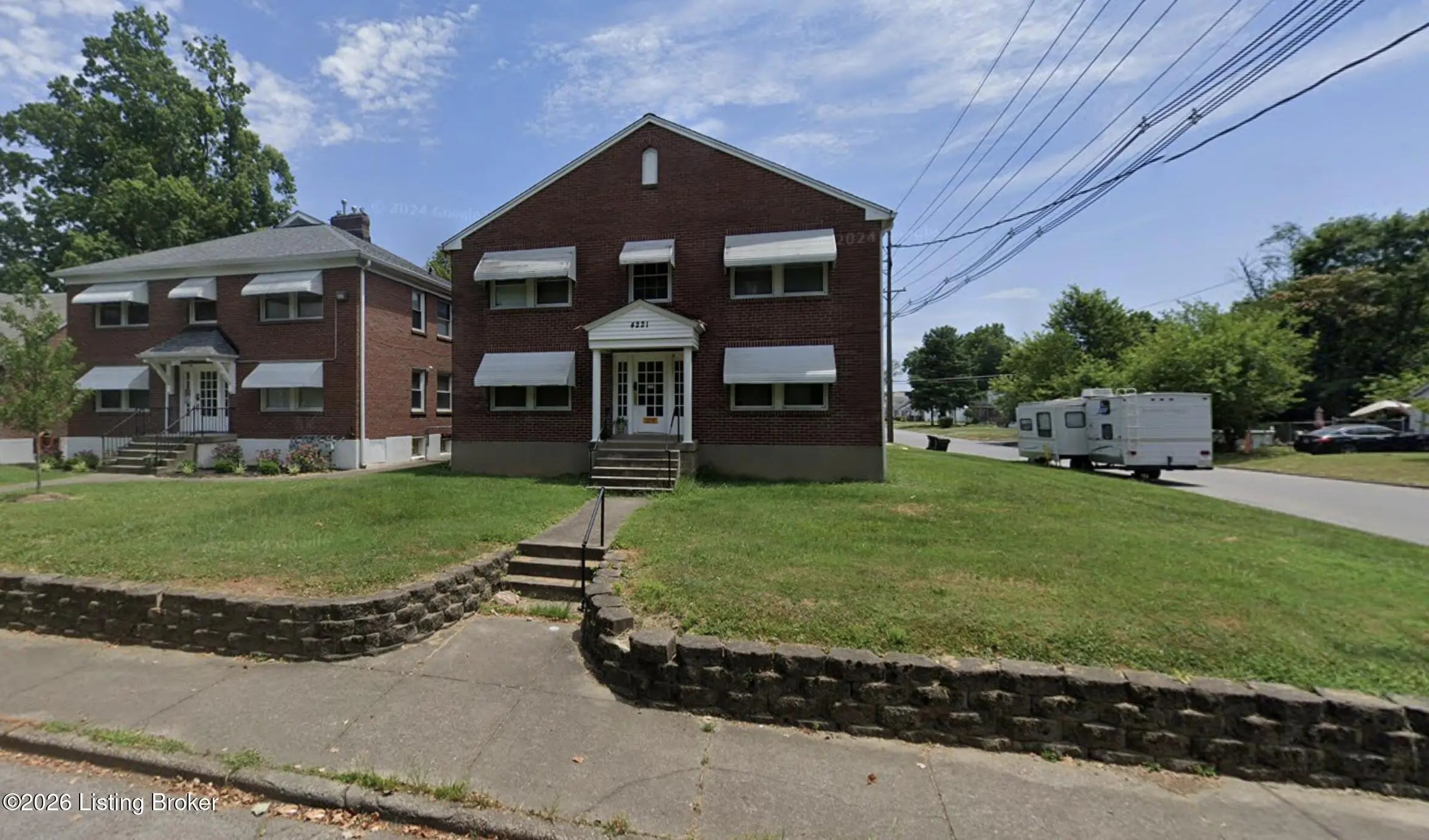 Photo of Listing #1712367