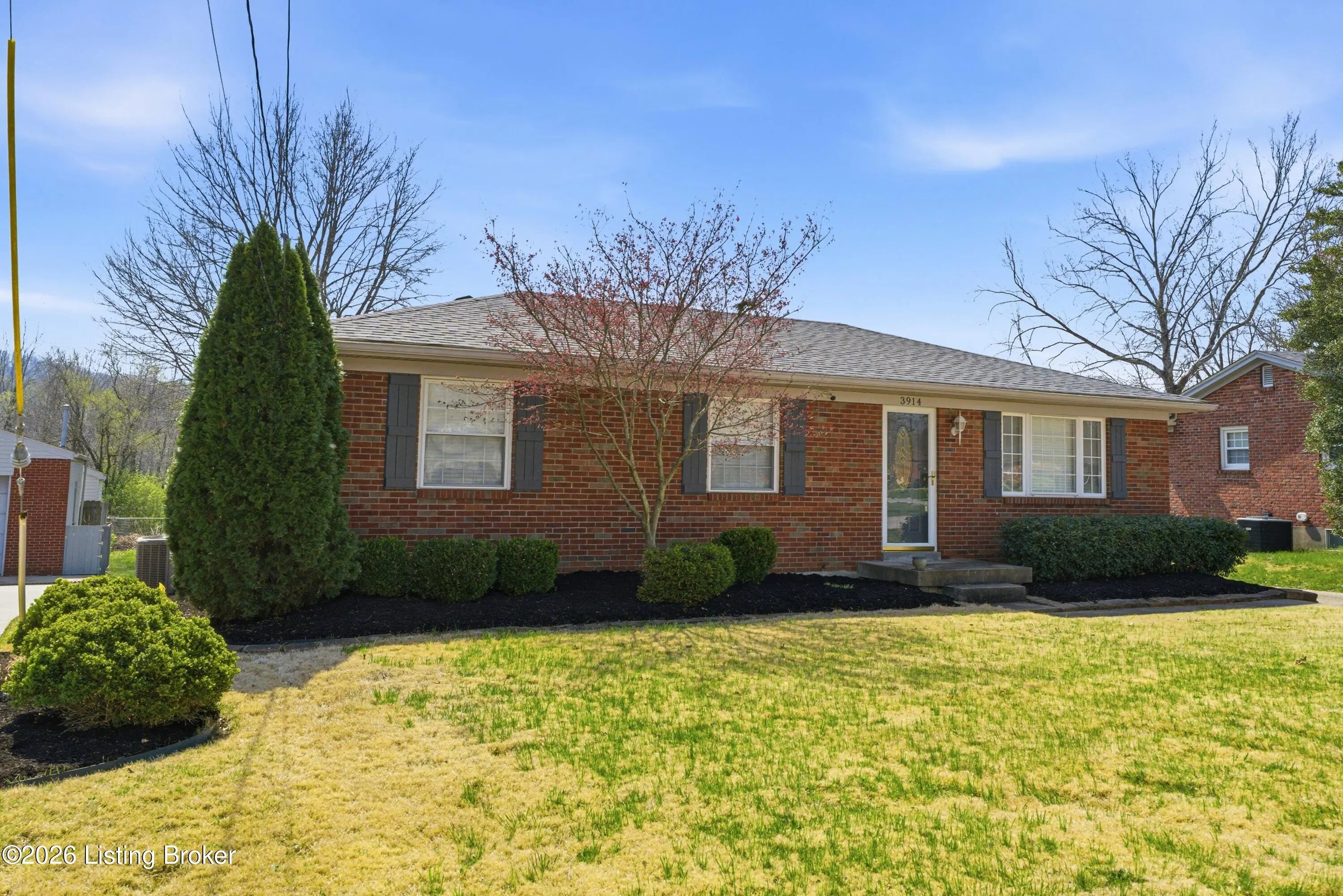 Photo of Listing #1711640