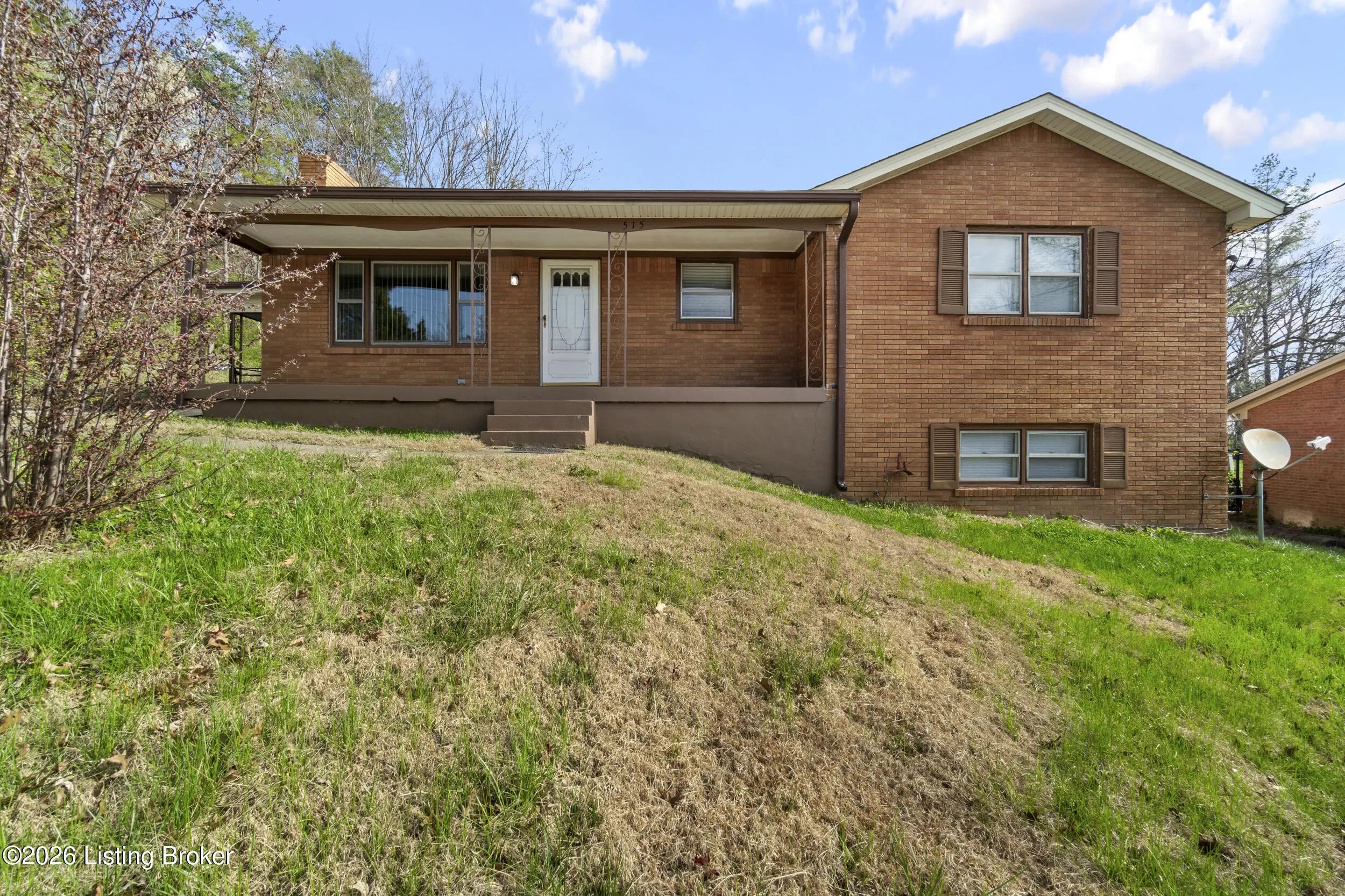 Photo of Listing #1712054