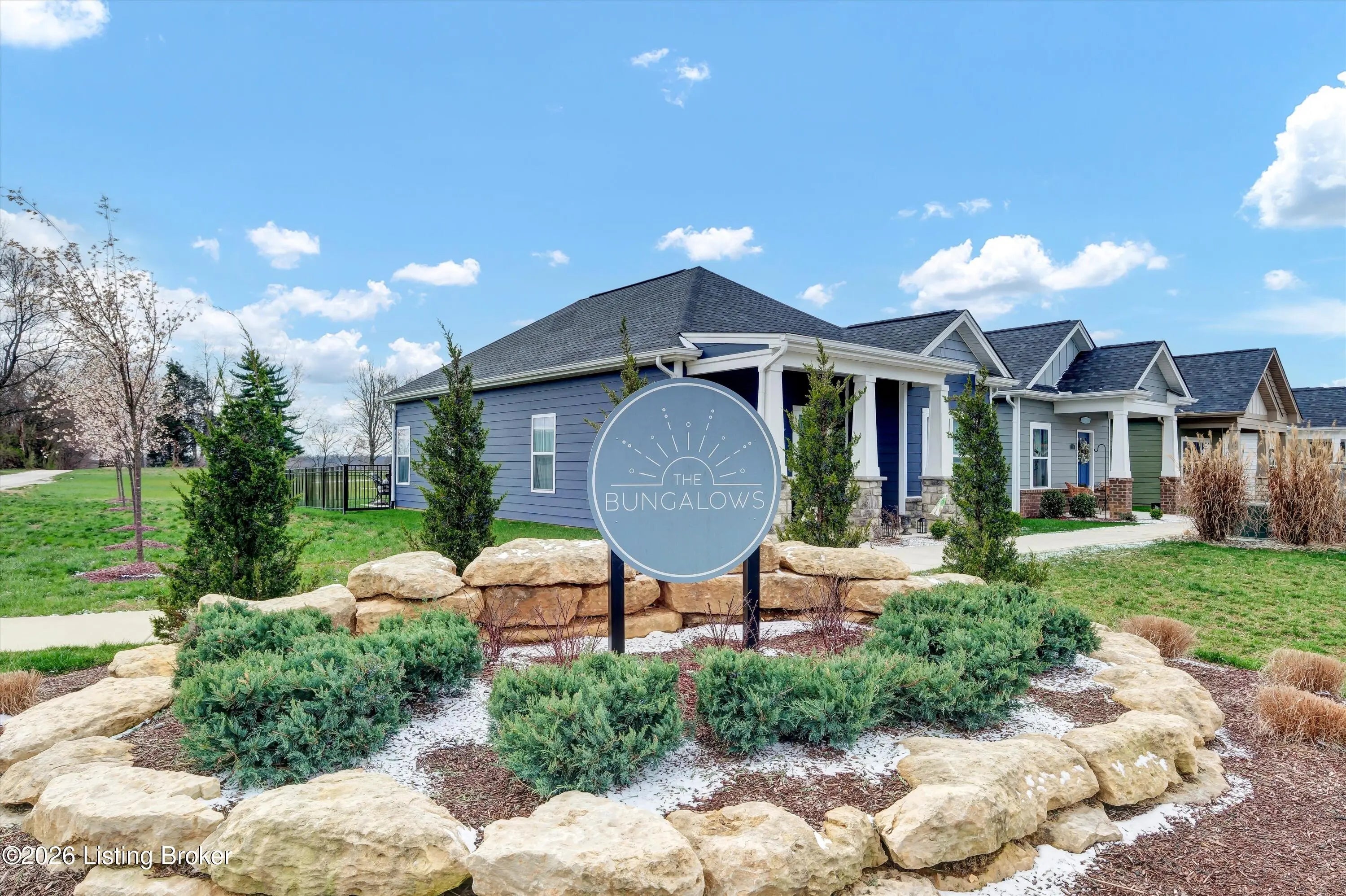 Photo of Listing #1711812