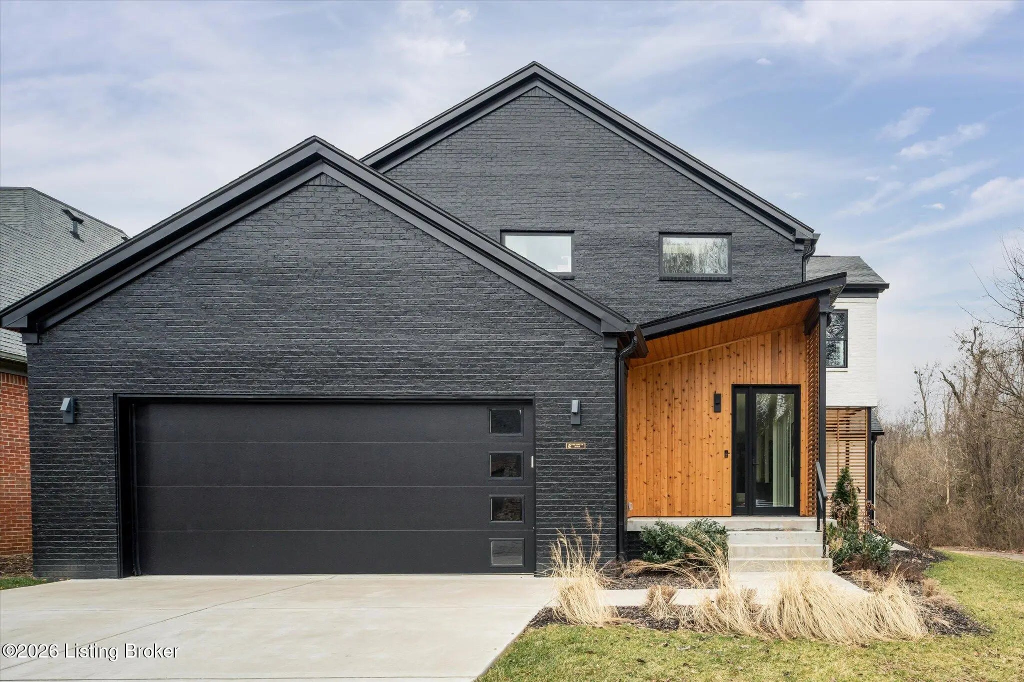 Photo of Listing #1711758