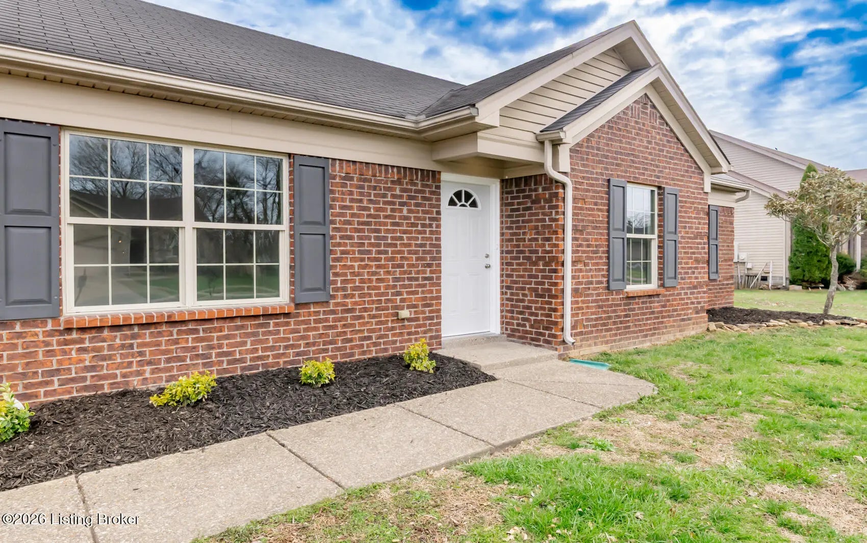 Photo of Listing #1711993