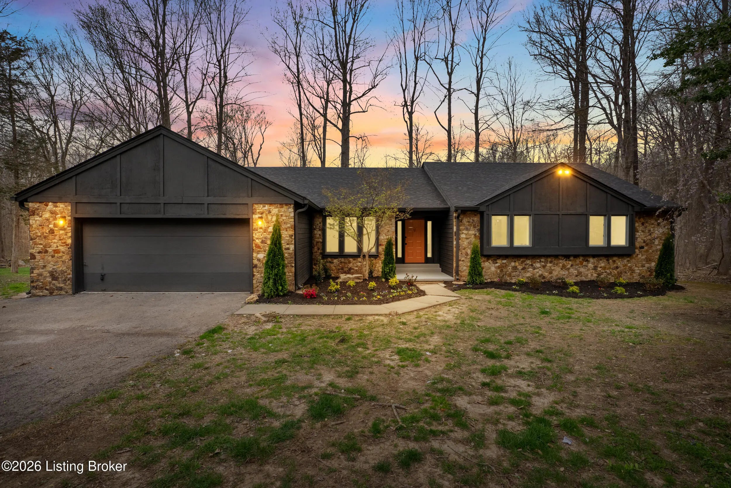 Photo of Listing #1713209