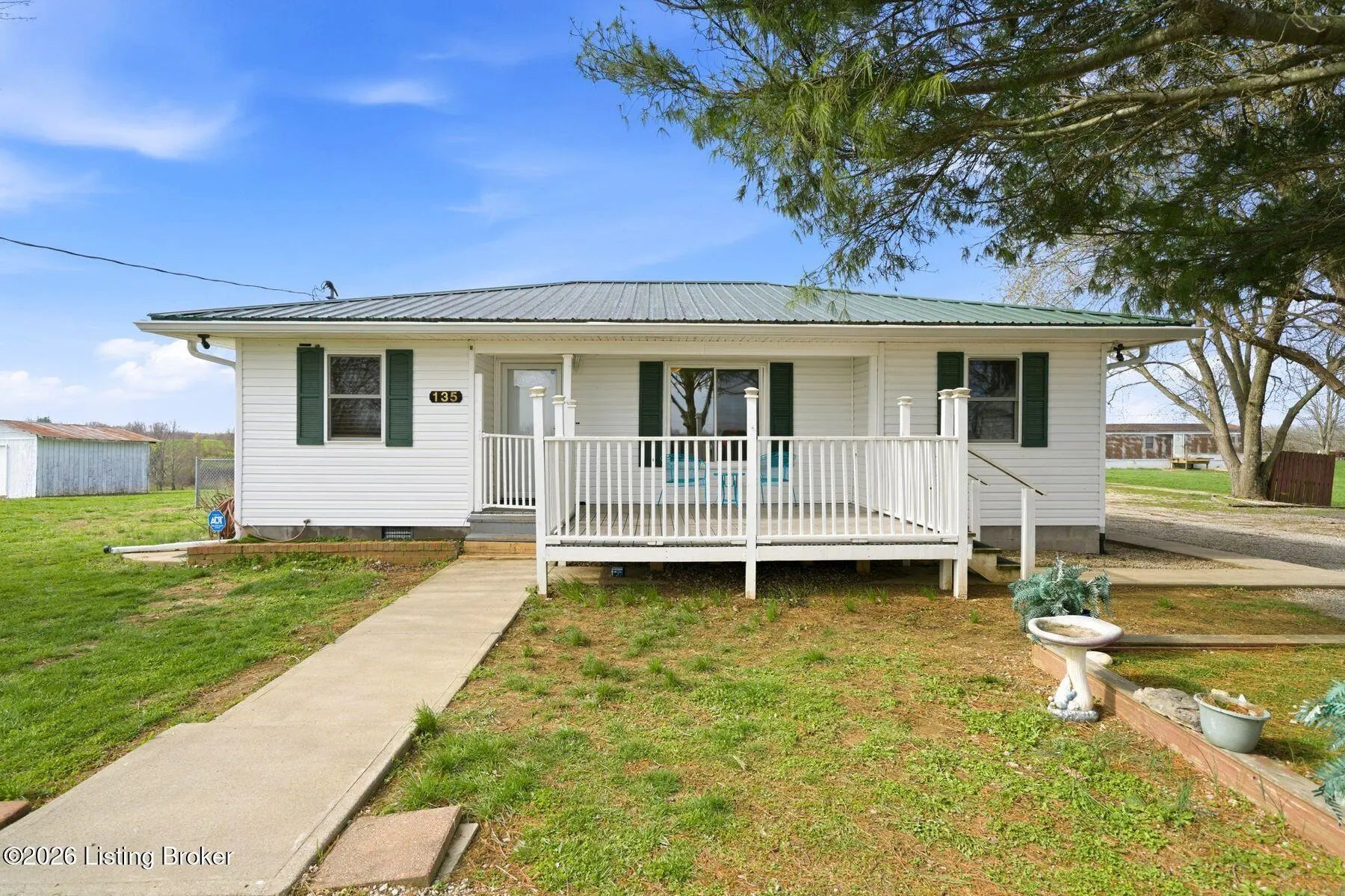 Photo of Listing #1712027