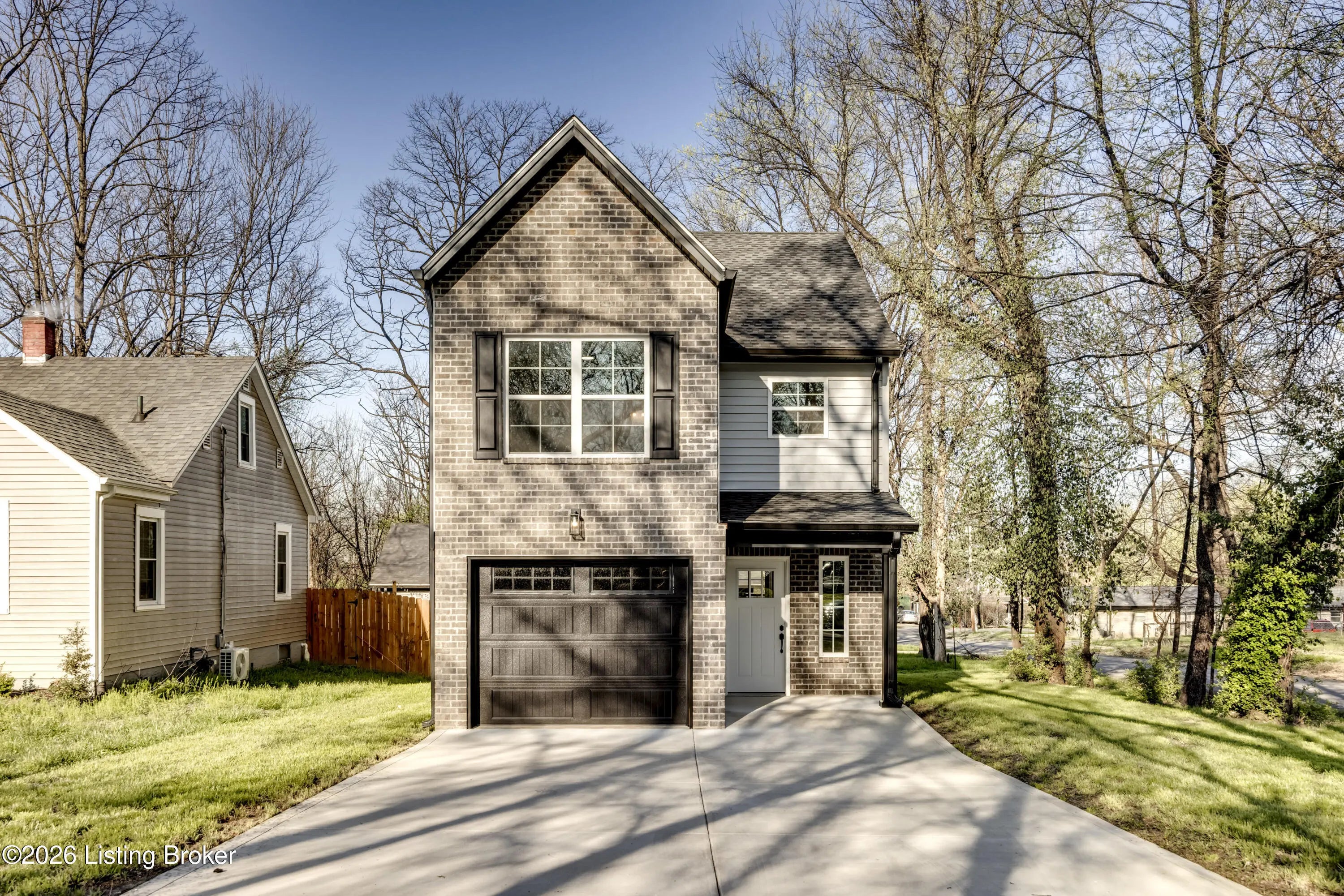 Photo of Listing #1712350