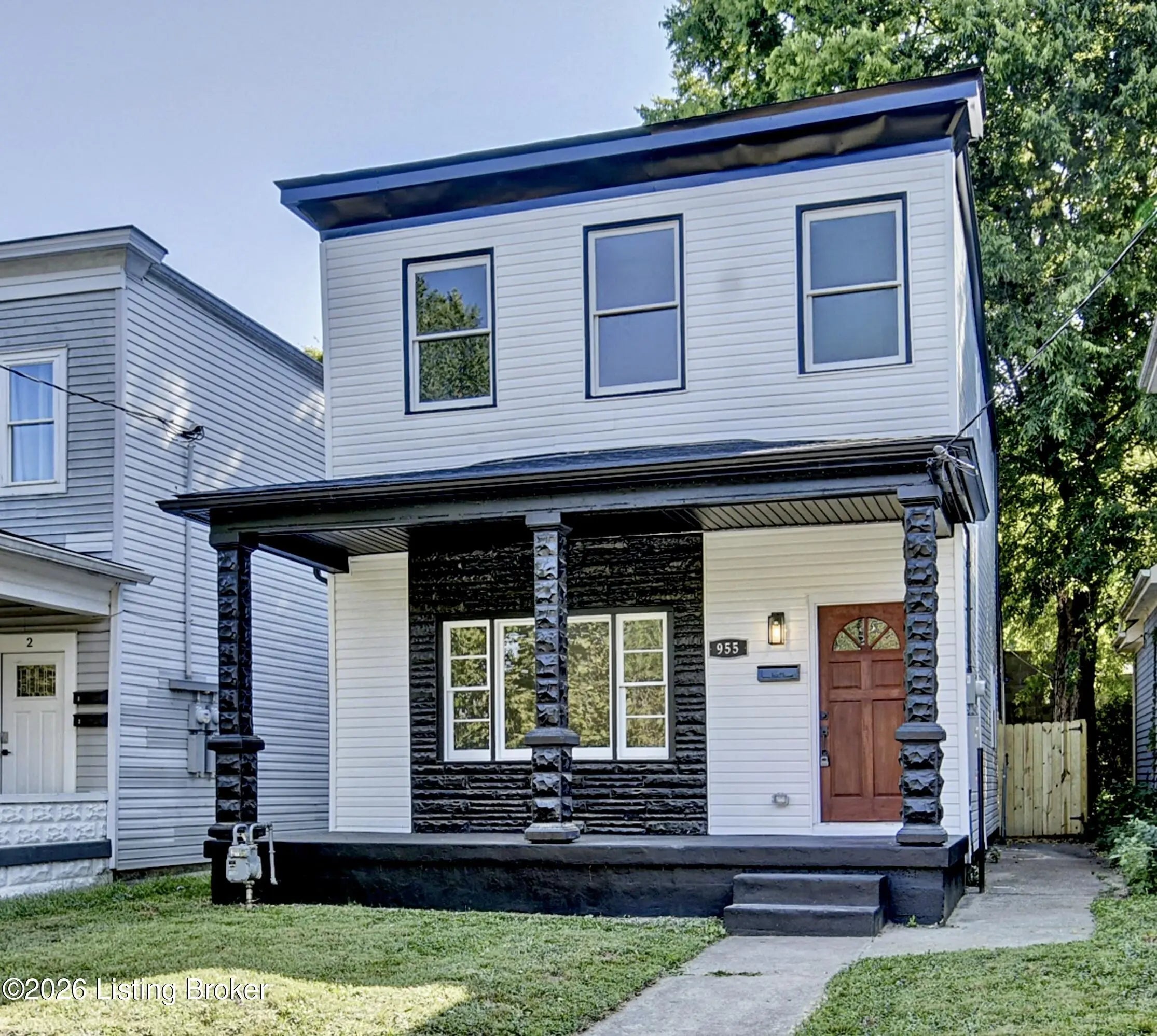 Photo of Listing #1712219