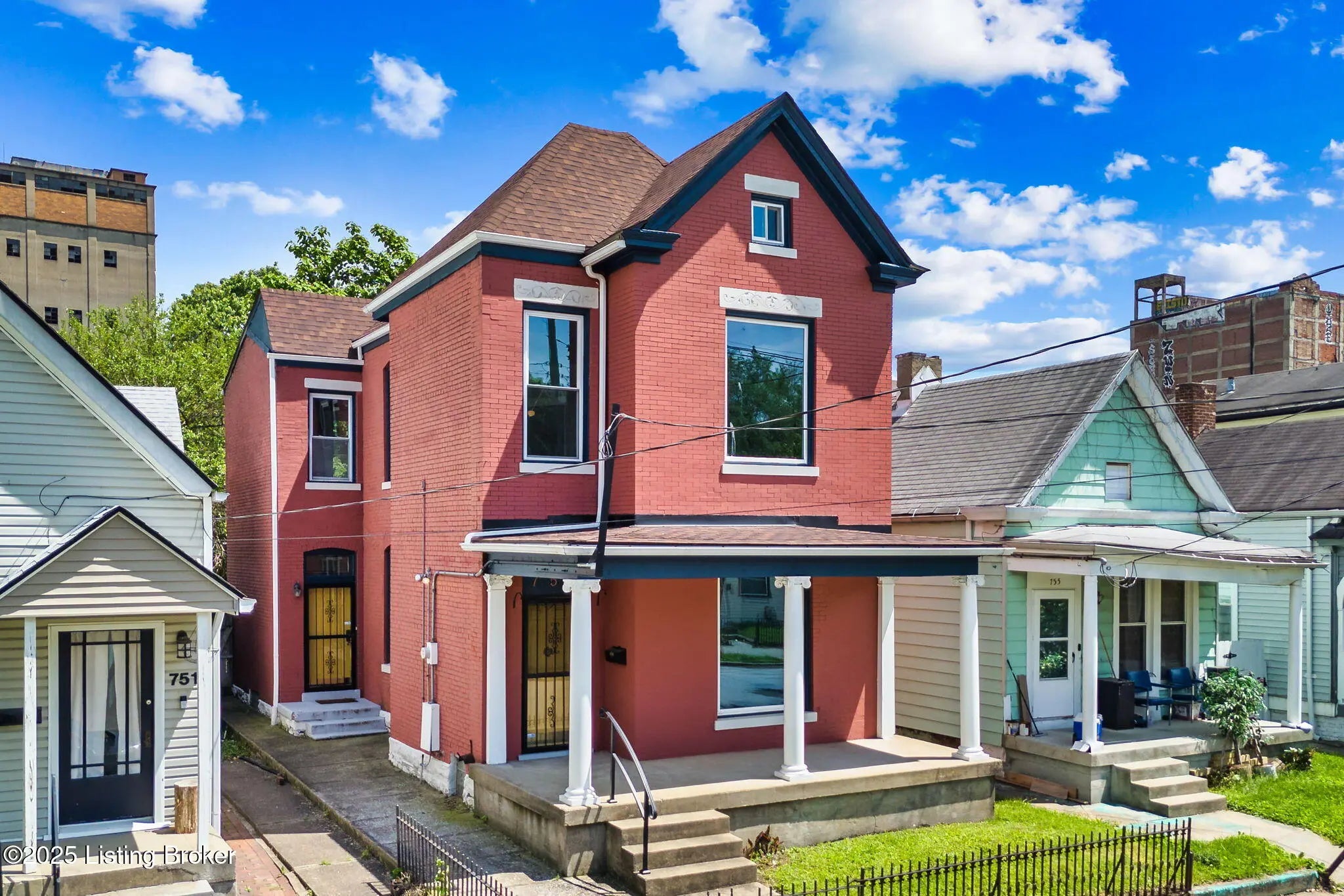 Photo of Listing #1712060