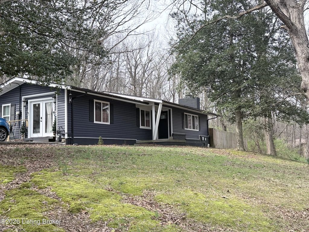 7416 Colt Dr, Louisville