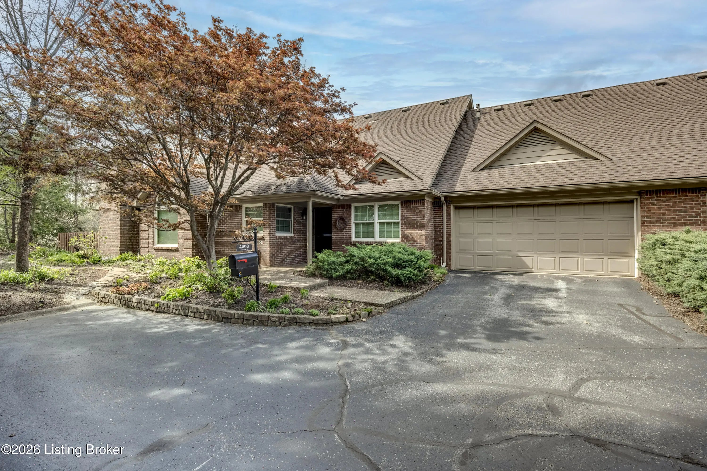 Photo of Listing #1713829