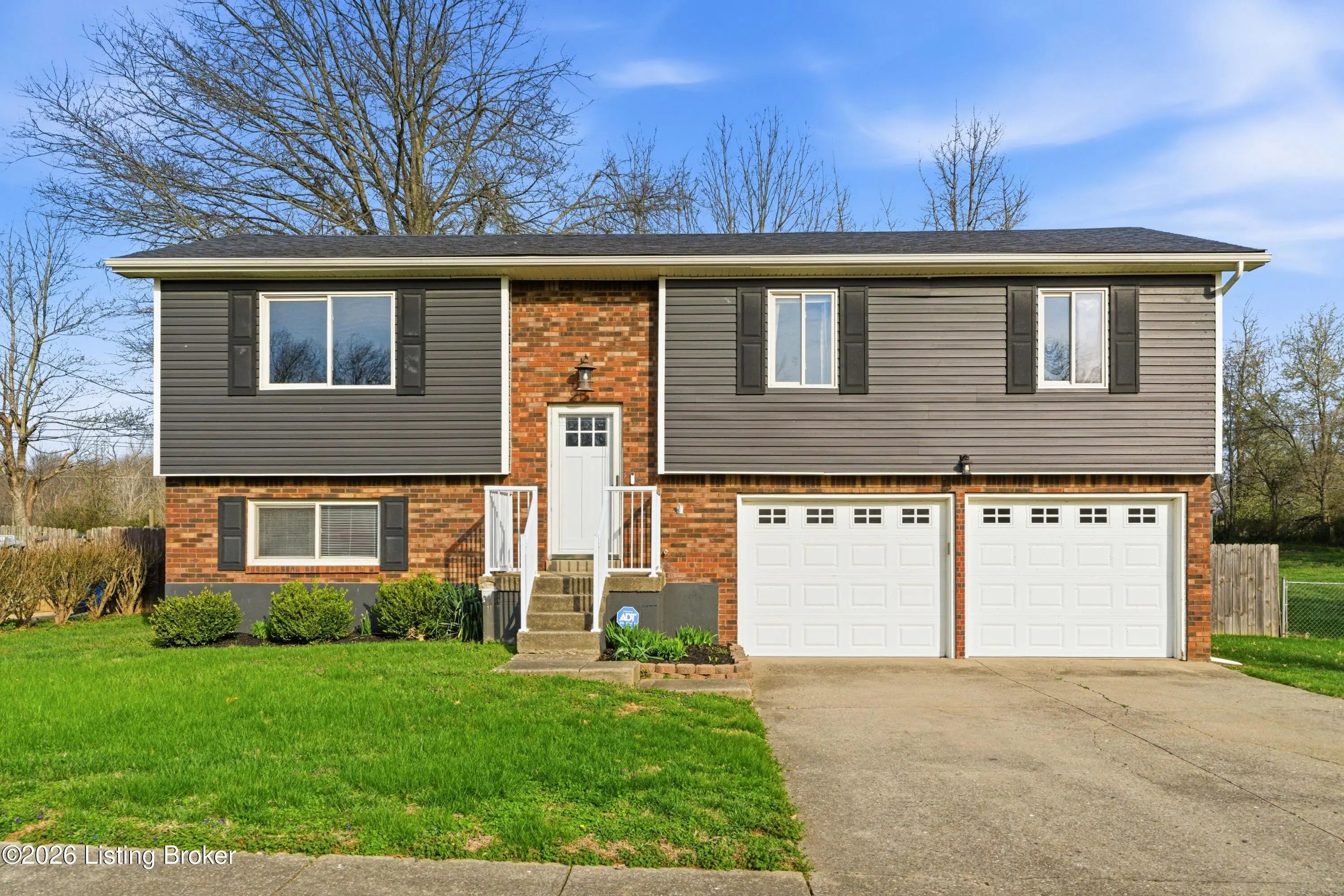 Photo of Listing #1712181